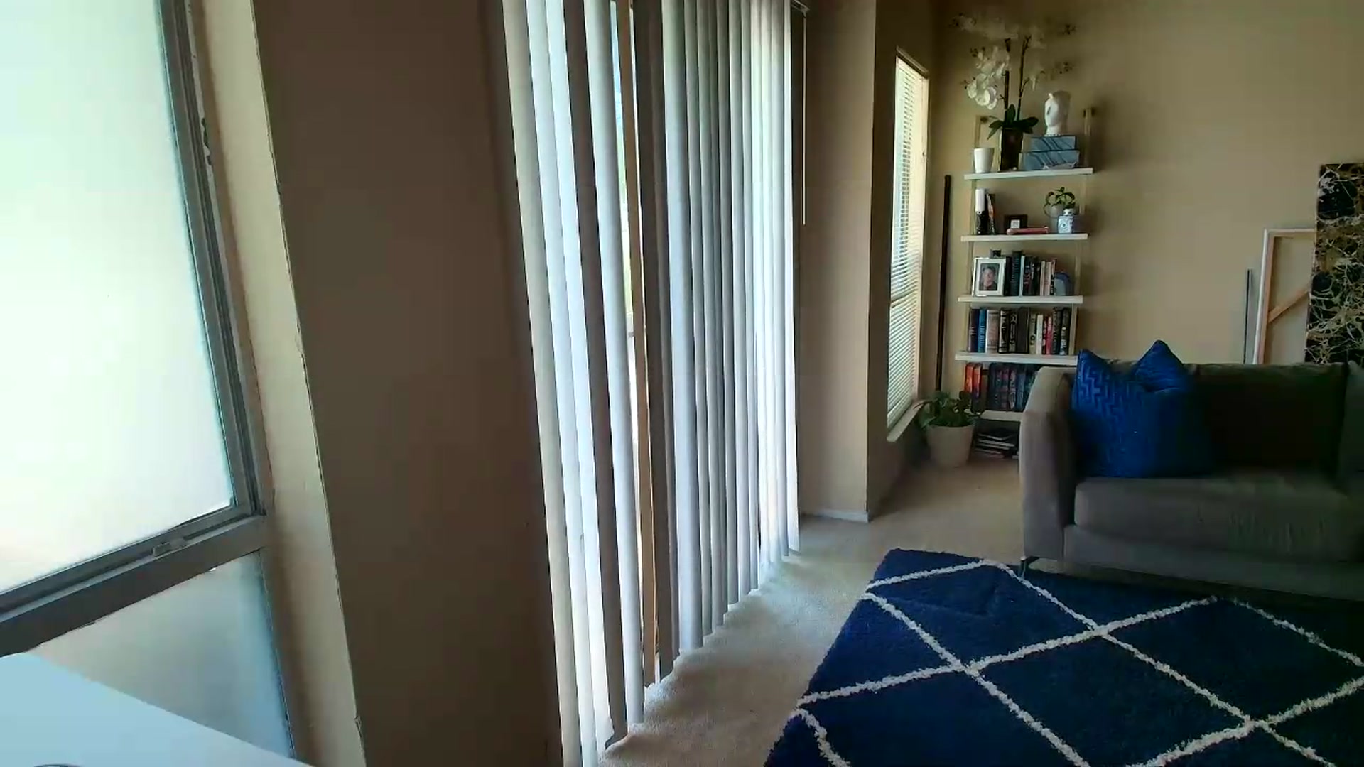 Gallery image thumbnail from Somuchlove's myfreecams stream on, 05/12/2026, 18:06 image 15 of 20