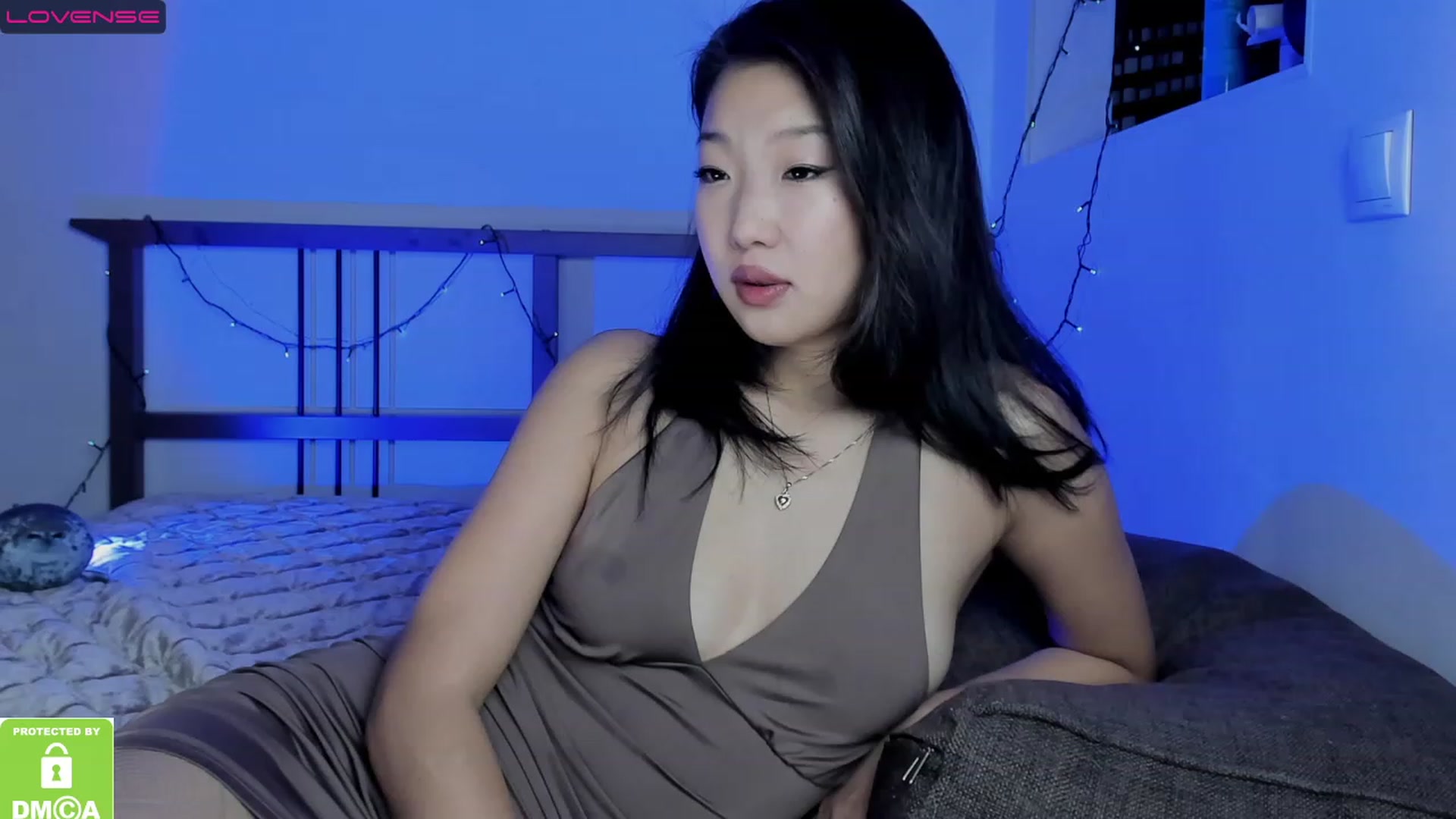 Gallery image thumbnail from SonMi's myfreecams stream on, 11/29/2023, 17:13 image 4 of 20