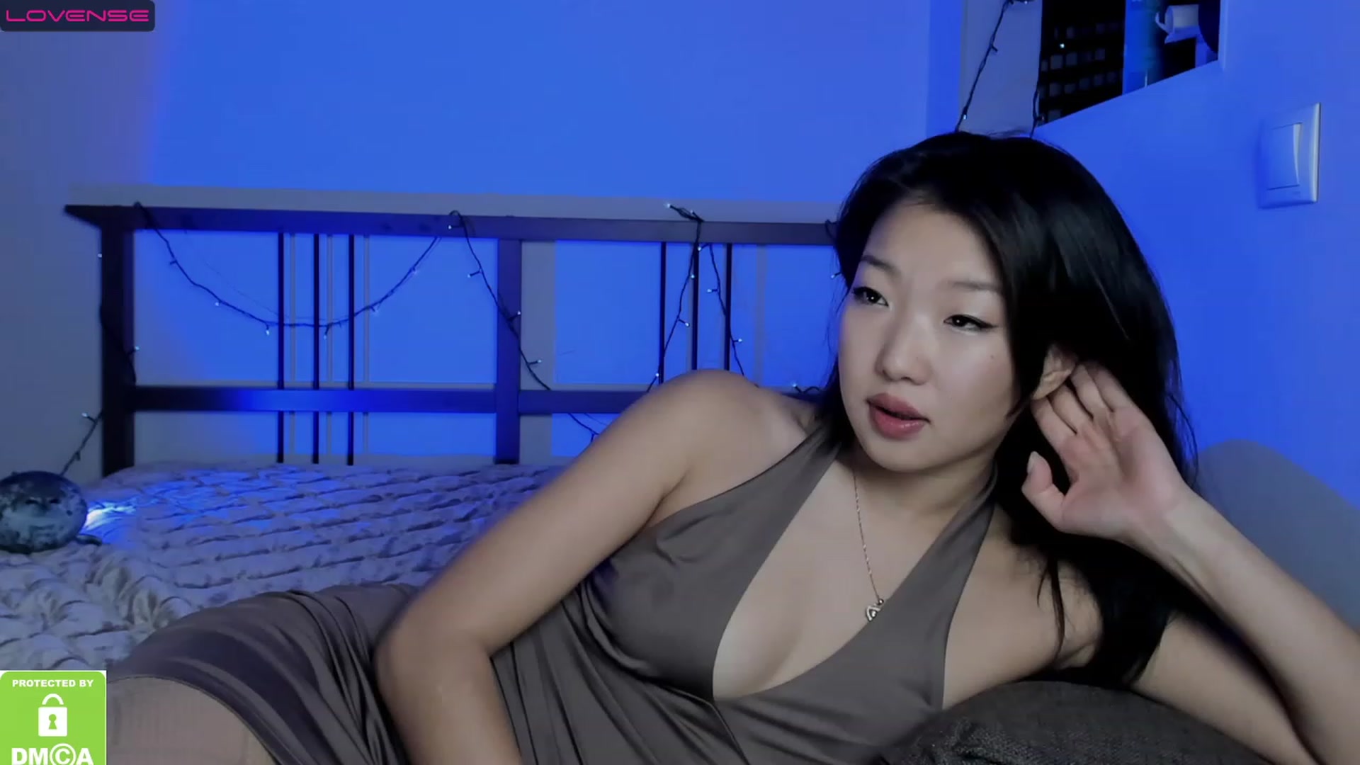 Gallery image thumbnail from SonMi's myfreecams stream on, 11/29/2023, 17:13 image 16 of 20
