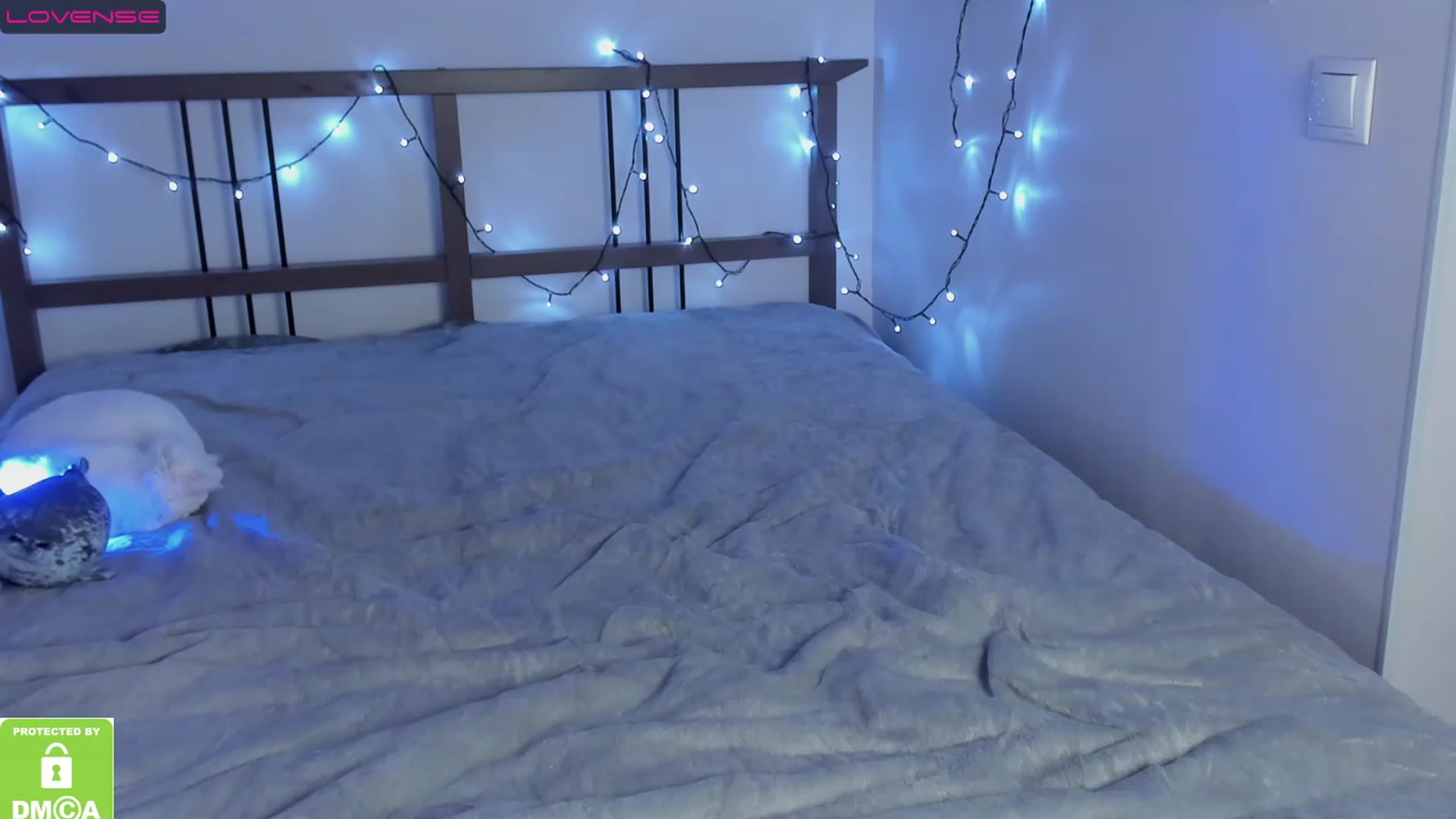 Gallery image thumbnail from SonMi's myfreecams stream on, 12/03/2023, 19:02 image 14 of 20