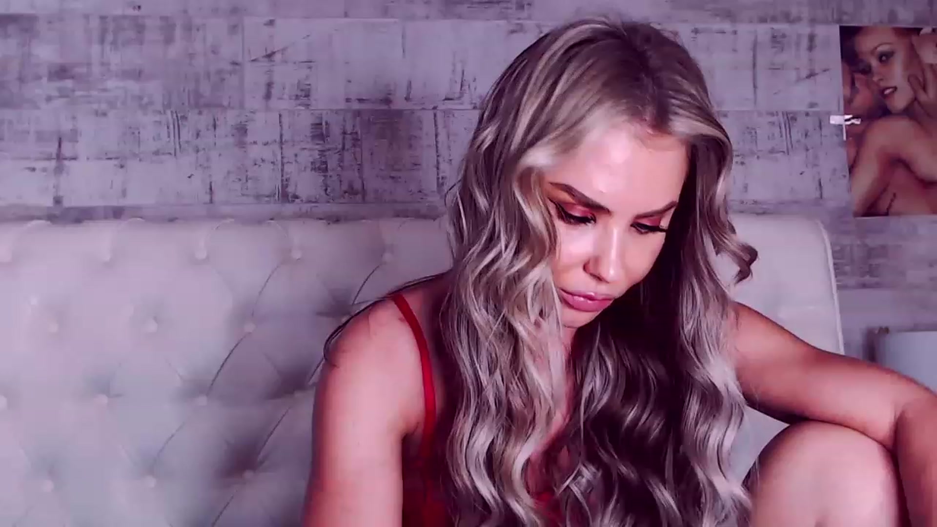 Gallery image thumbnail from Sona_Bambina's myfreecams stream on, 12/02/2022, 06:54 image 19 of 20