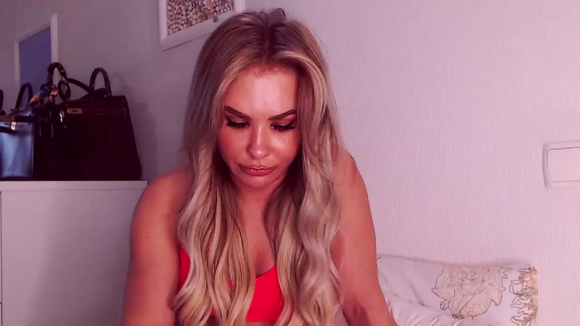 Gallery image thumbnail from Sona_Bambina's myfreecams stream on, 07/25/2023, 04:58 image 7 of 20
