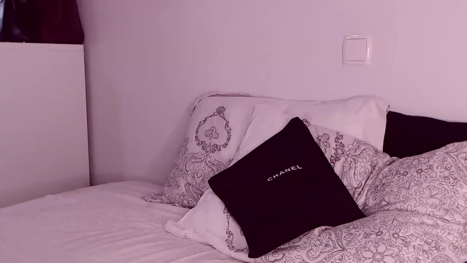 Gallery image thumbnail from Sona_Bambina's myfreecams stream on, 08/13/2023, 06:02 image 1 of 20