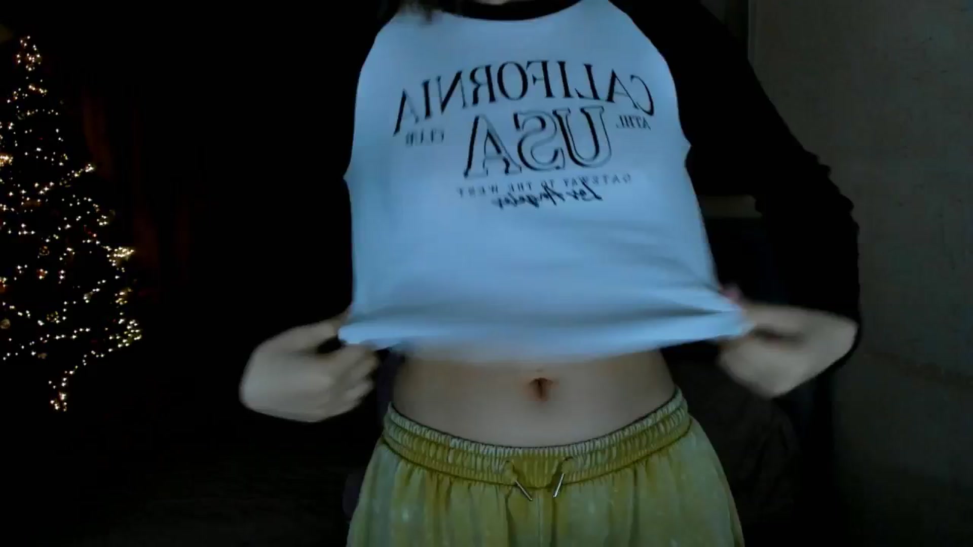 Gallery image thumbnail from SoniNex's myfreecams stream on, 12/26/2025, 16:45 image 1 of 20