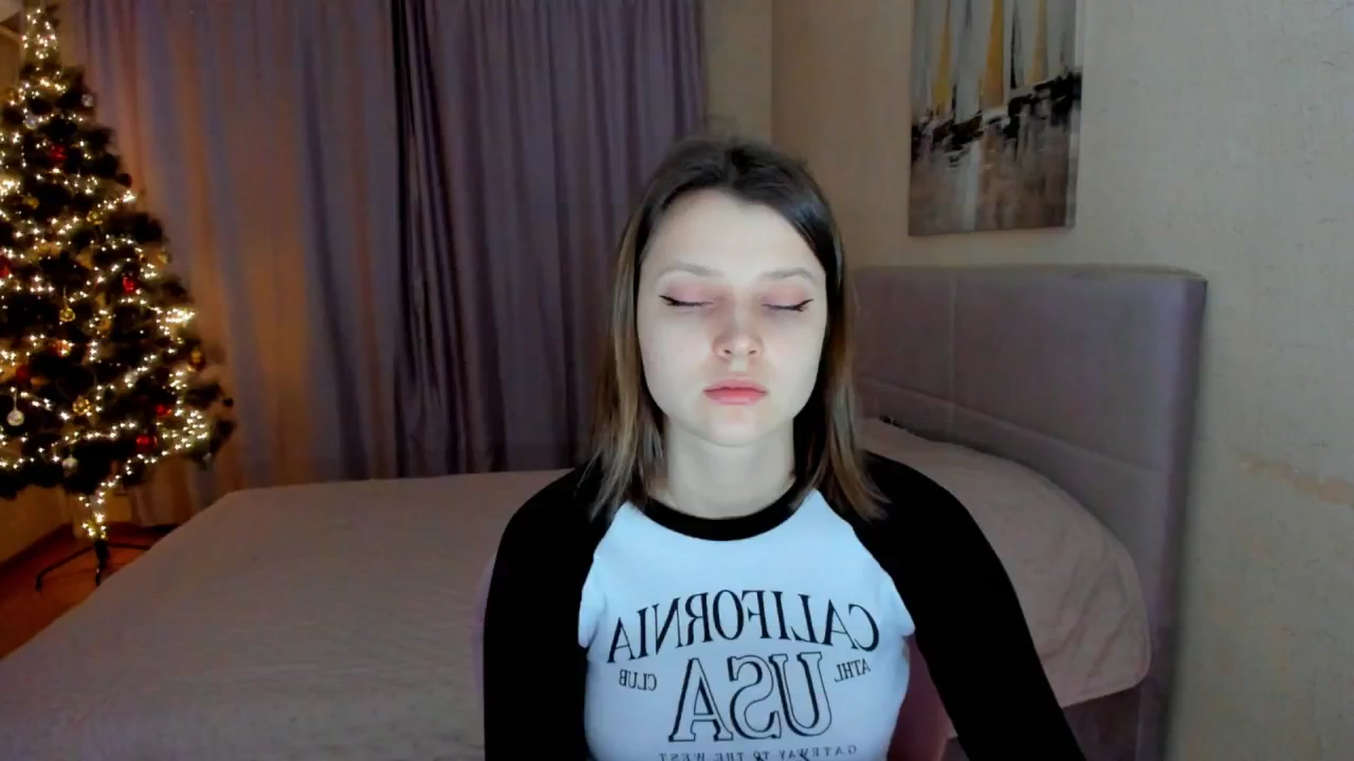 Gallery image thumbnail from SoniNex's myfreecams stream on, 12/26/2025, 16:45 image 13 of 20