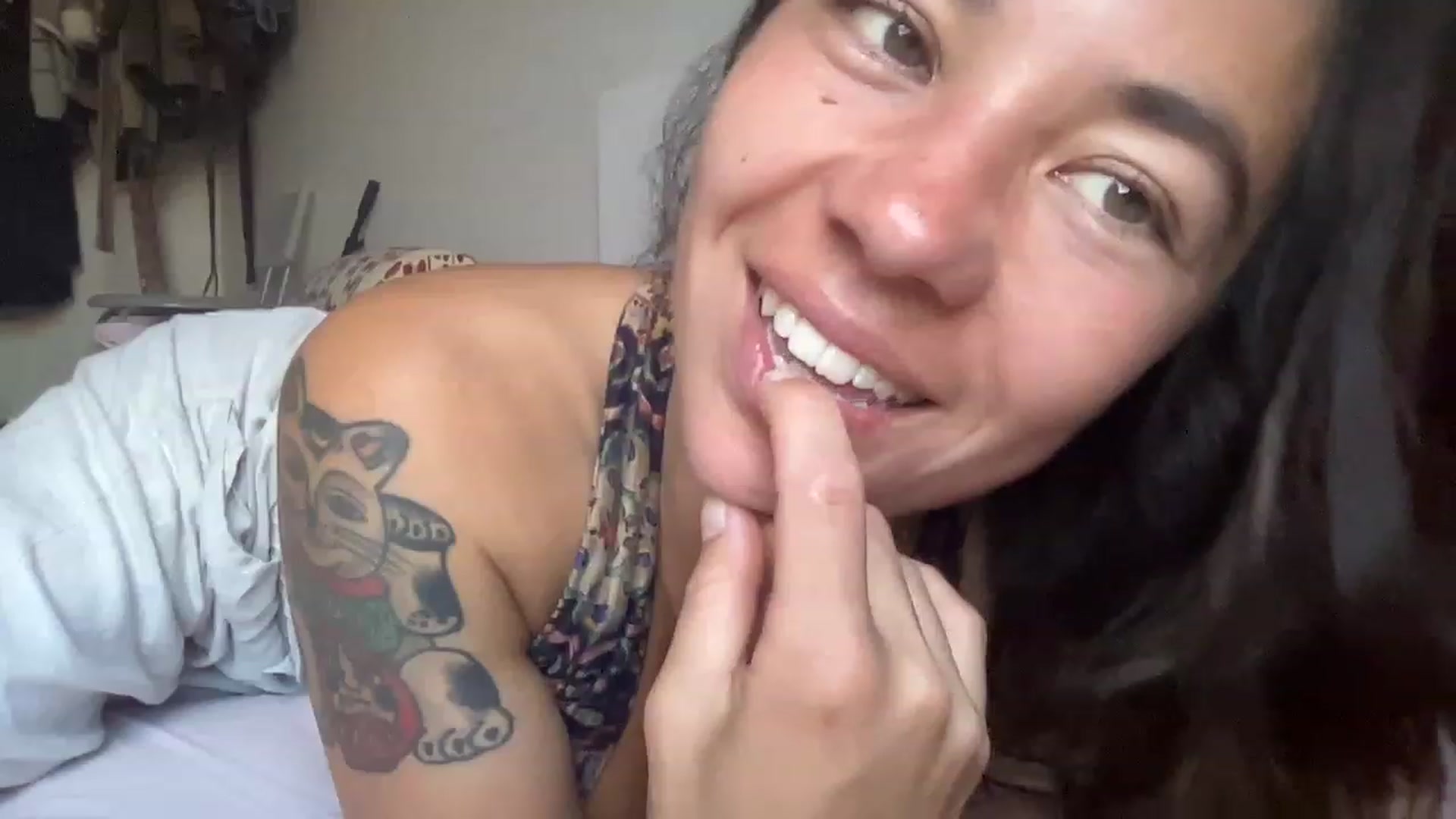 Gallery image thumbnail from Sonisymbal's myfreecams stream on, 01/09/2023, 04:37 image 5 of 20