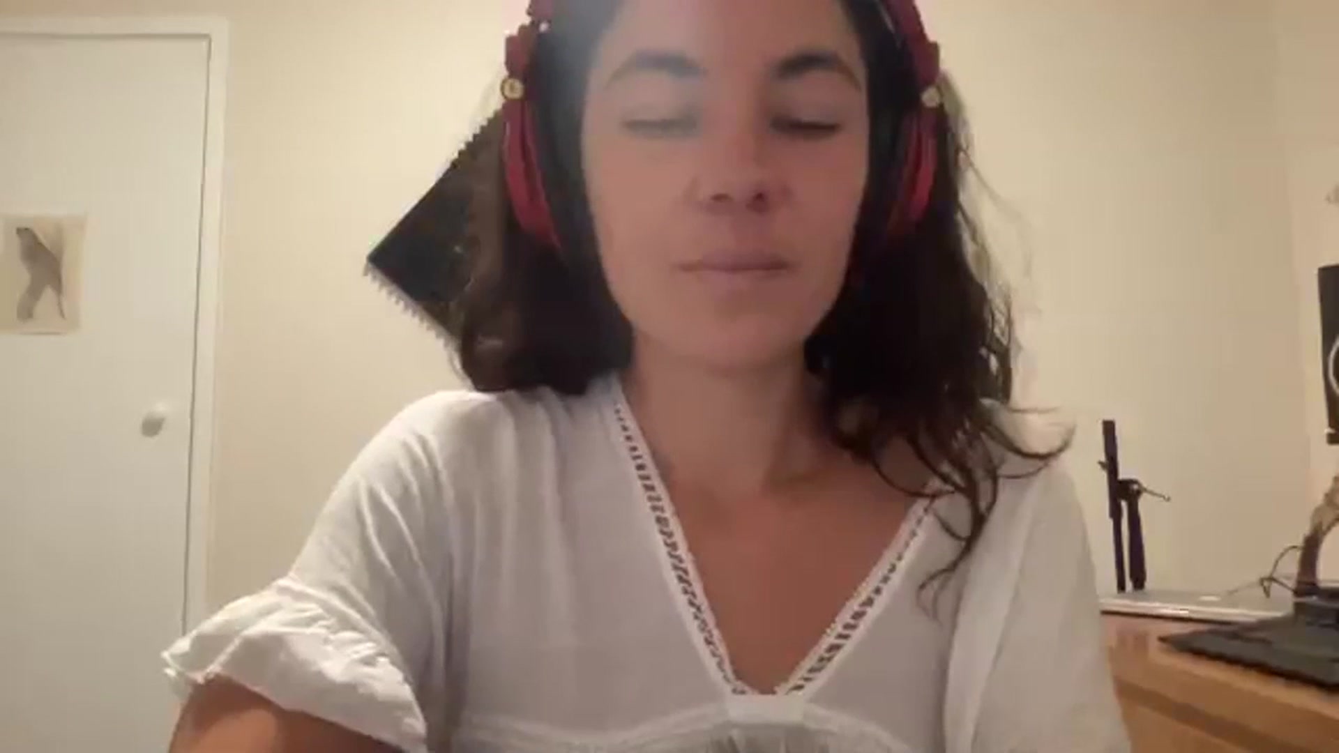 Gallery image thumbnail from Sonisymbal's myfreecams stream on, 06/13/2023, 09:03 image 10 of 20