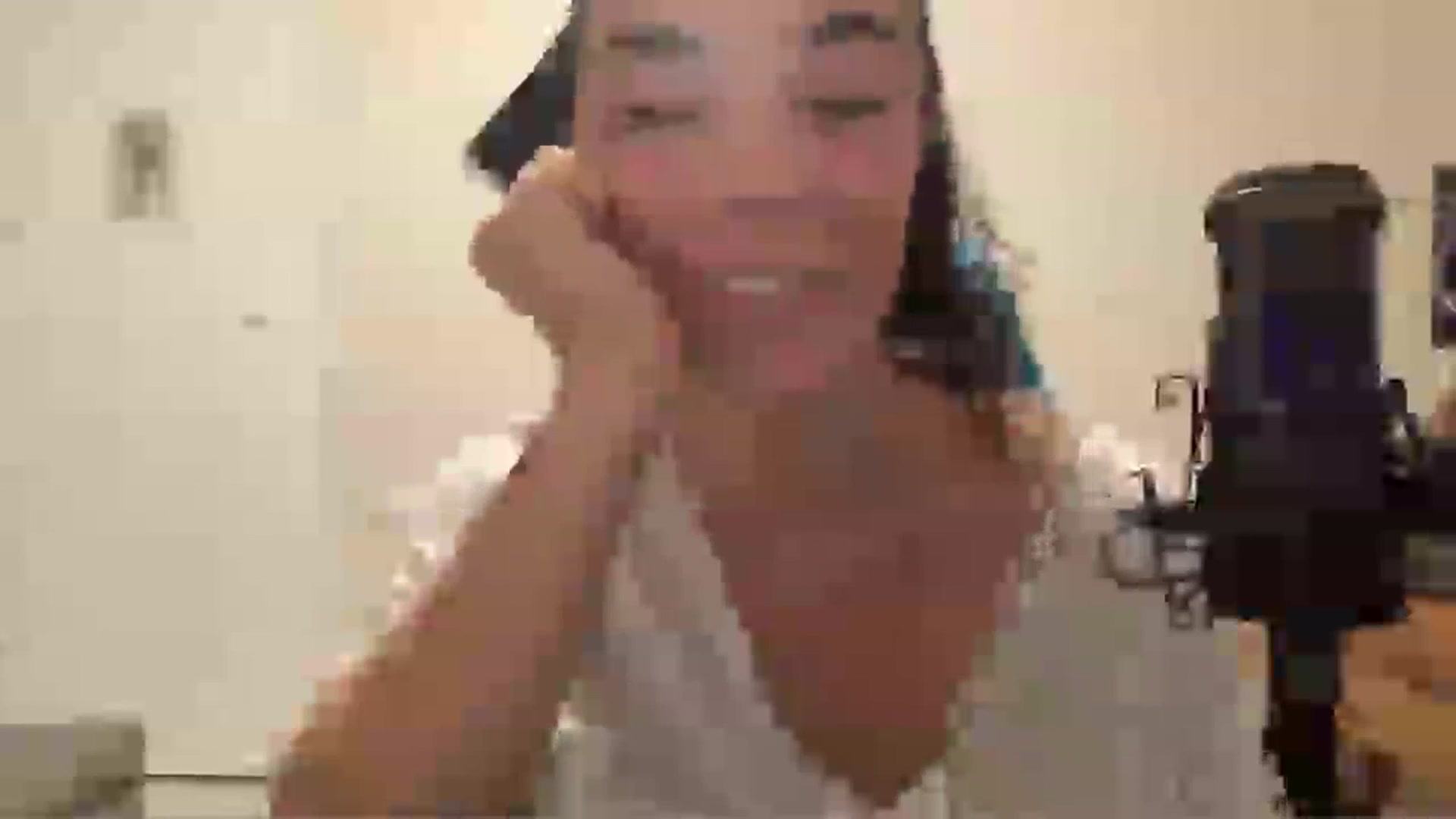 Gallery image thumbnail from Sonisymbal's myfreecams stream on, 06/13/2023, 09:29 image 17 of 20