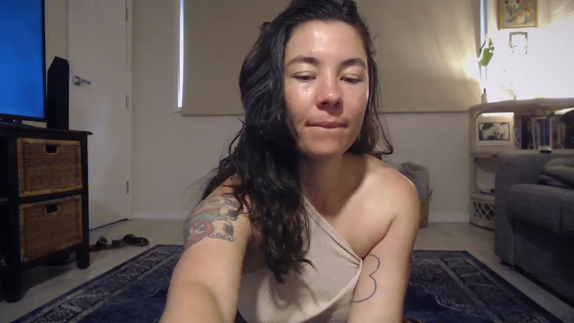 Gallery image thumbnail from Sonisymbal's myfreecams stream on, 11/13/2024, 06:12 image 6 of 20