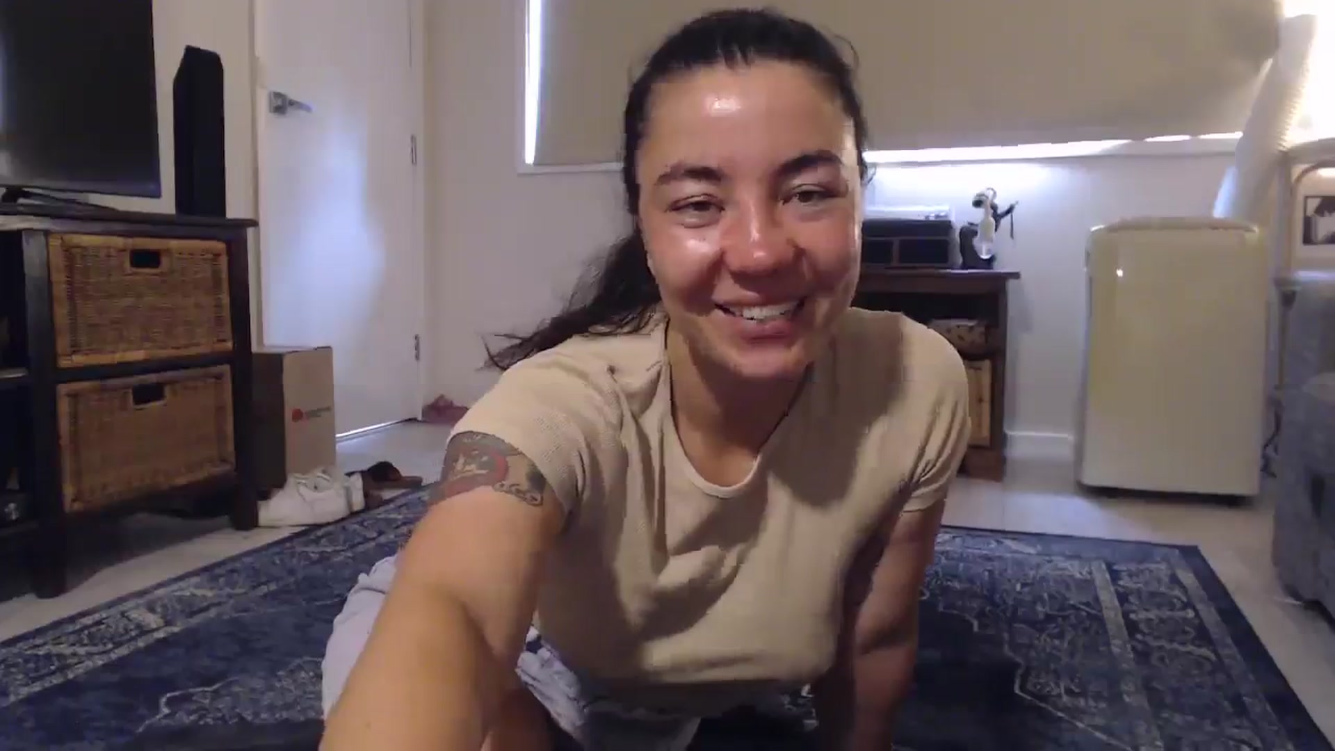 Gallery image thumbnail from Sonisymbal's myfreecams stream on, 11/28/2024, 03:49 image 7 of 20
