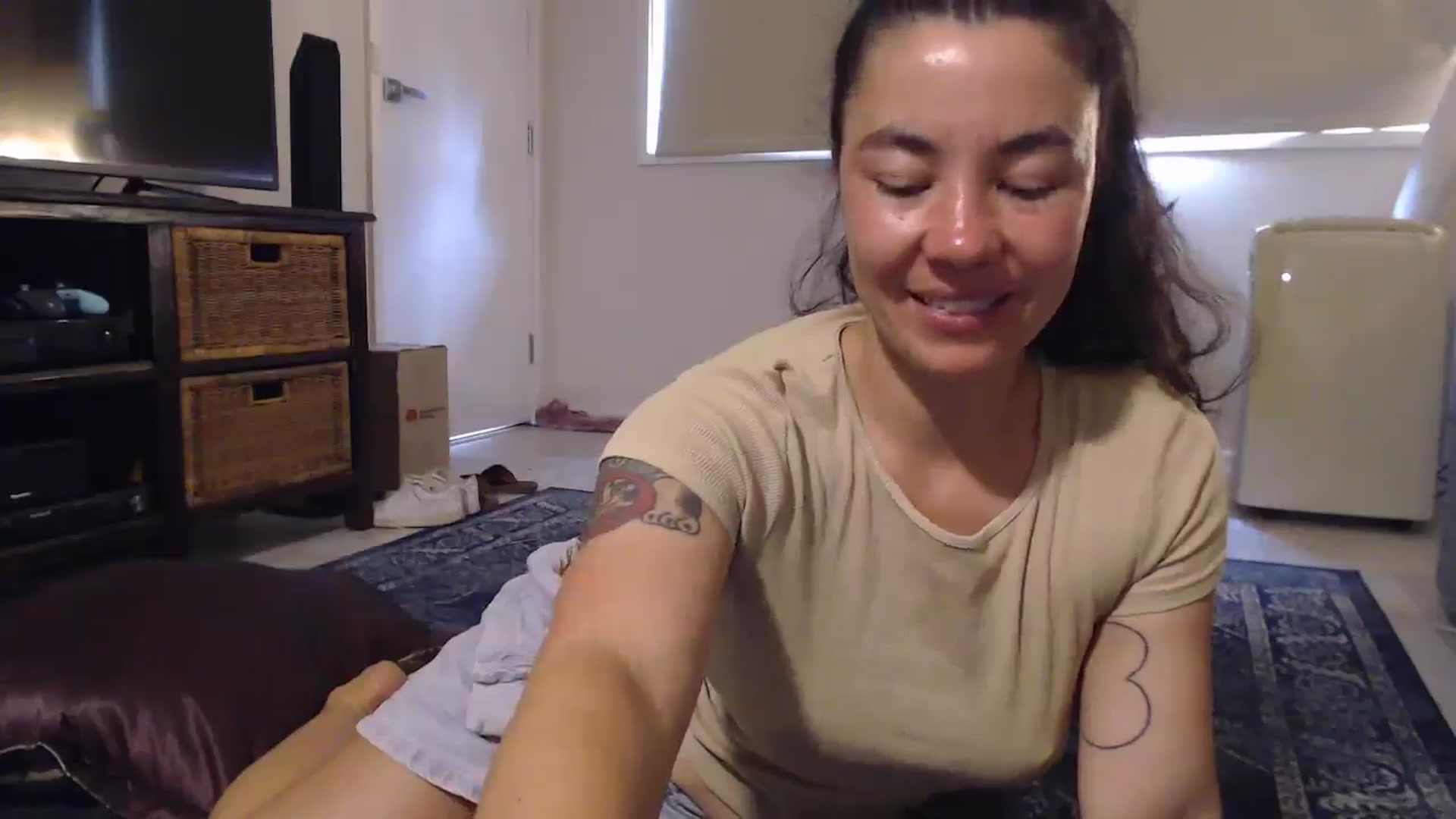 Gallery image thumbnail from Sonisymbal's myfreecams stream on, 11/28/2024, 05:10 image 15 of 20