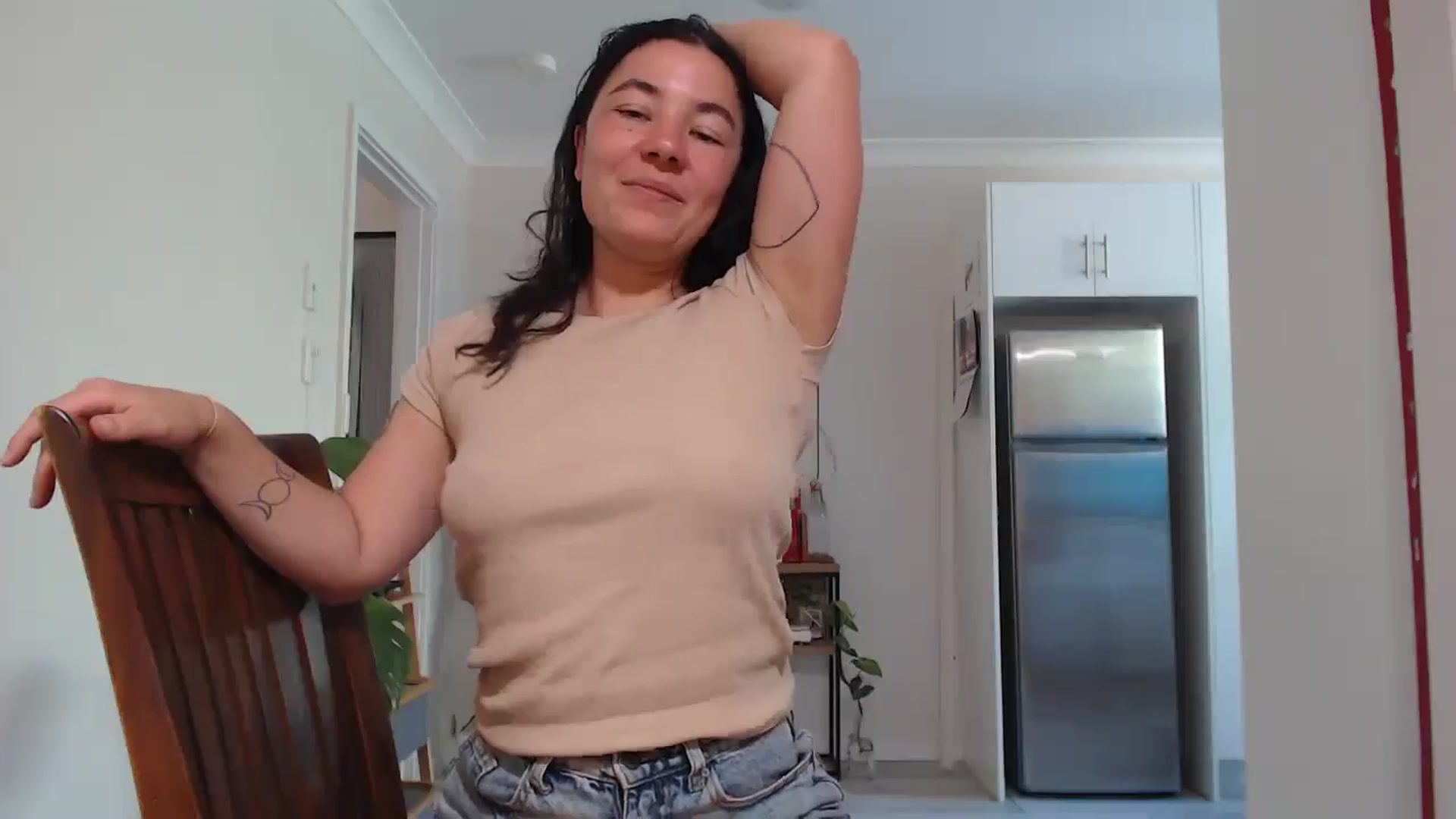 Gallery image thumbnail from Sonisymbal's myfreecams stream on, 12/12/2024, 06:24 image 15 of 20