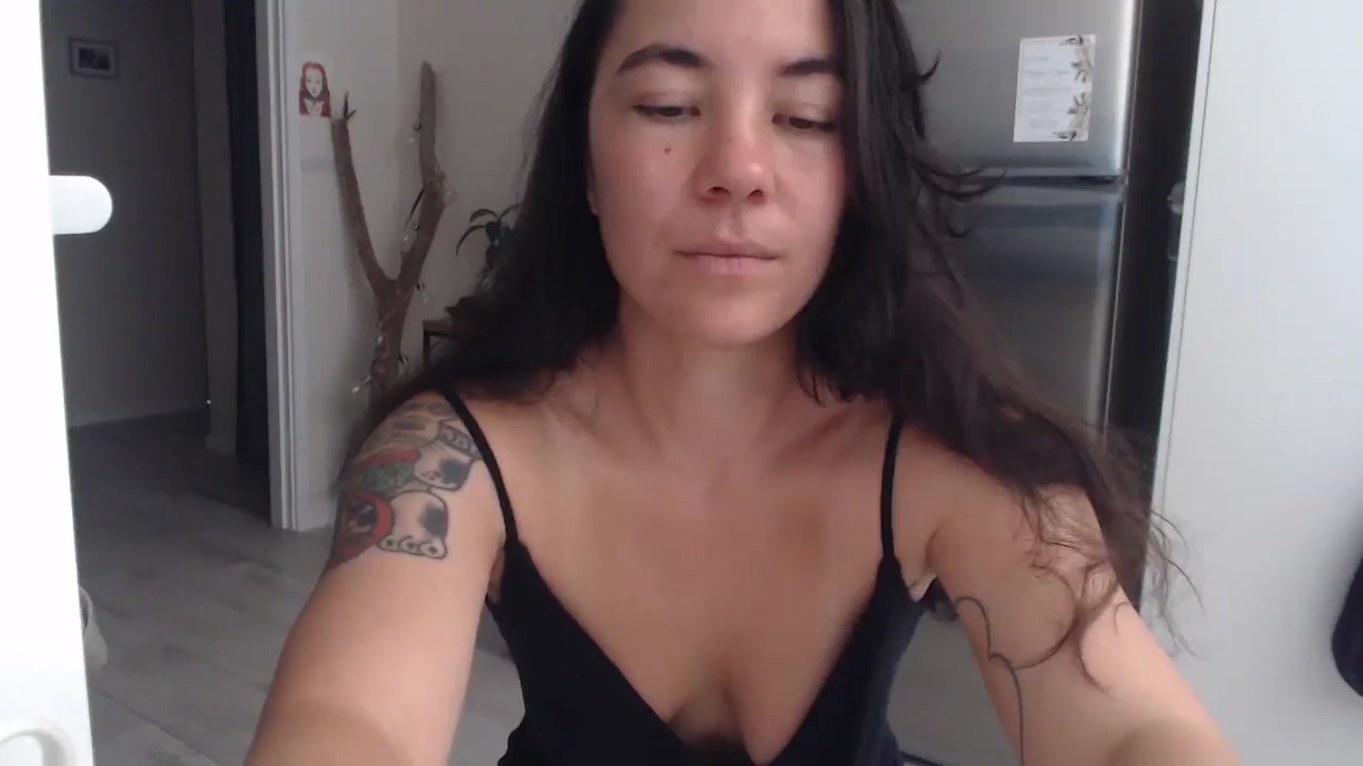 Gallery image thumbnail from Sonisymbal's myfreecams stream on, 12/23/2024, 02:46 image 13 of 20