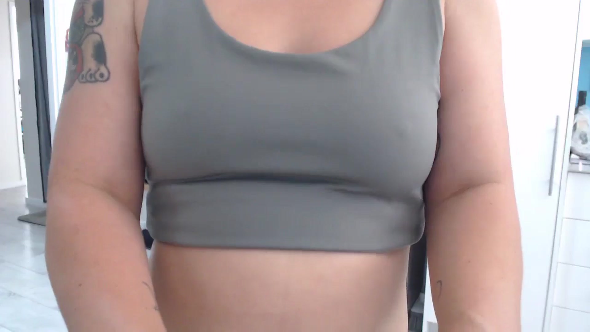 Gallery image thumbnail from Sonisymbal's myfreecams stream on, 12/28/2024, 03:56 image 12 of 20