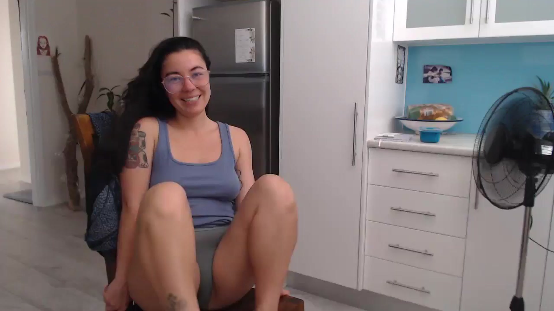 Gallery image thumbnail from Sonisymbal's myfreecams stream on, 12/29/2024, 02:40 image 14 of 20