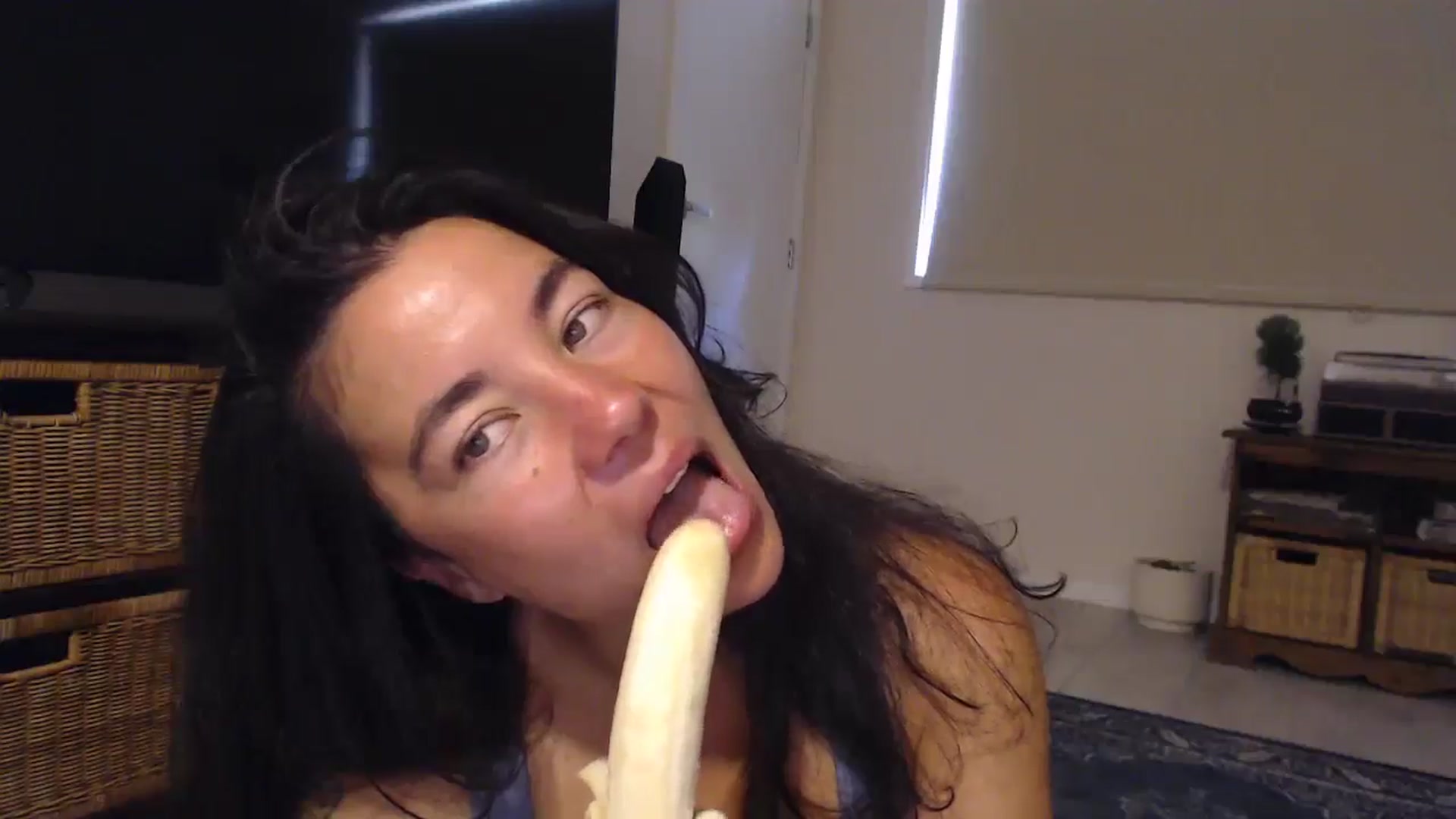 Gallery image thumbnail from Sonisymbal's myfreecams stream on, 02/15/2025, 03:03 image 3 of 20