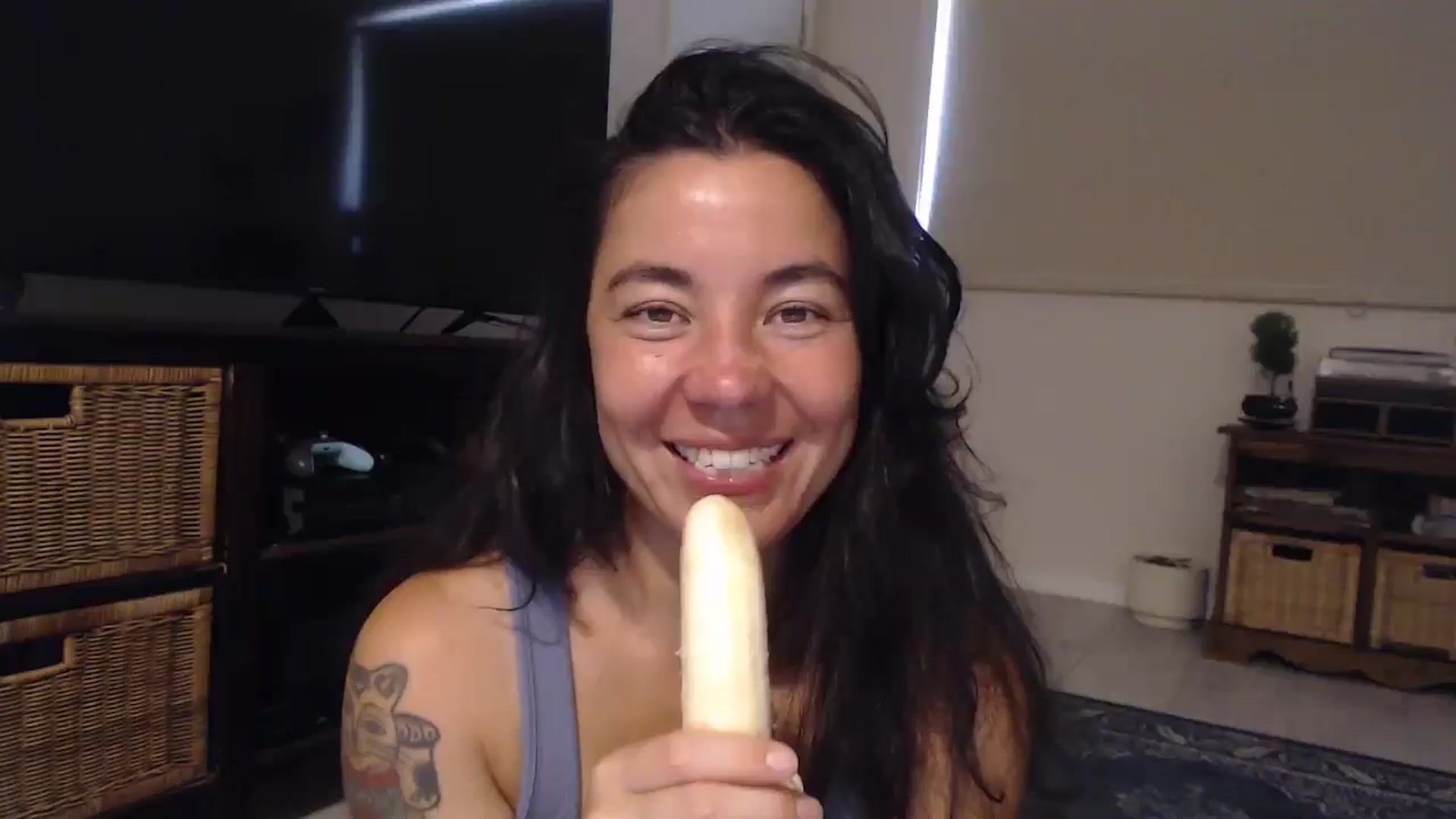 Gallery image thumbnail from Sonisymbal's myfreecams stream on, 02/15/2025, 03:03 image 1 of 20