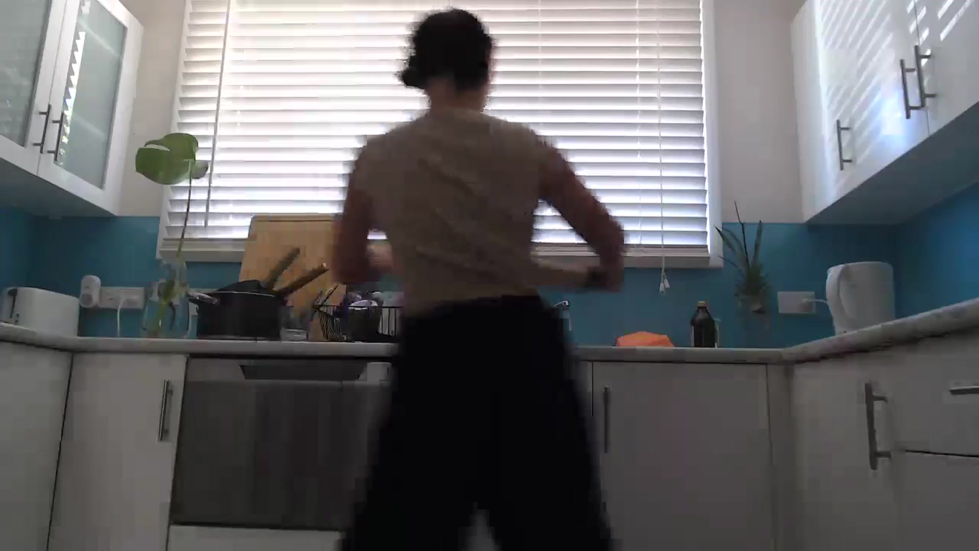 Gallery image thumbnail from Sonisymbal's myfreecams stream on, 02/23/2025, 01:00 image 3 of 20
