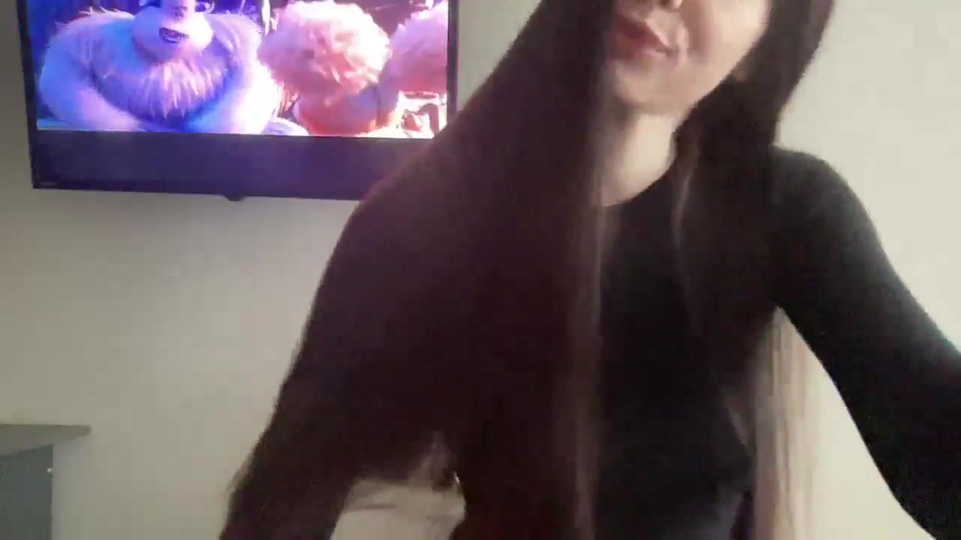 Gallery image thumbnail from SonyaBlu's myfreecams stream on, 04/20/2025, 06:59 image 6 of 20
