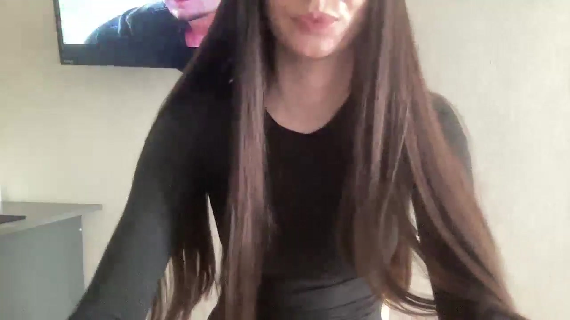 Gallery image thumbnail from SonyaBlu's myfreecams stream on, 04/20/2025, 09:40 image 15 of 20