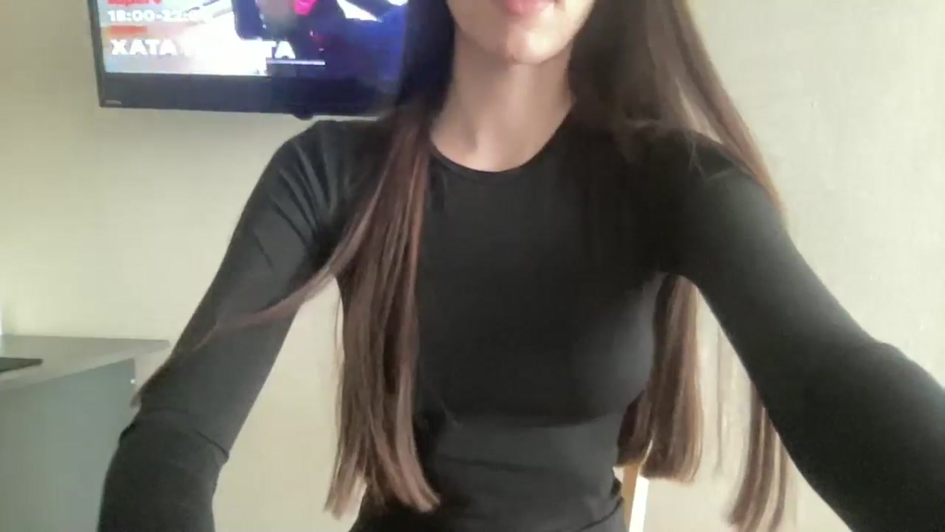 Gallery image thumbnail from SonyaBlu's myfreecams stream on, 04/20/2025, 09:40 image 2 of 20