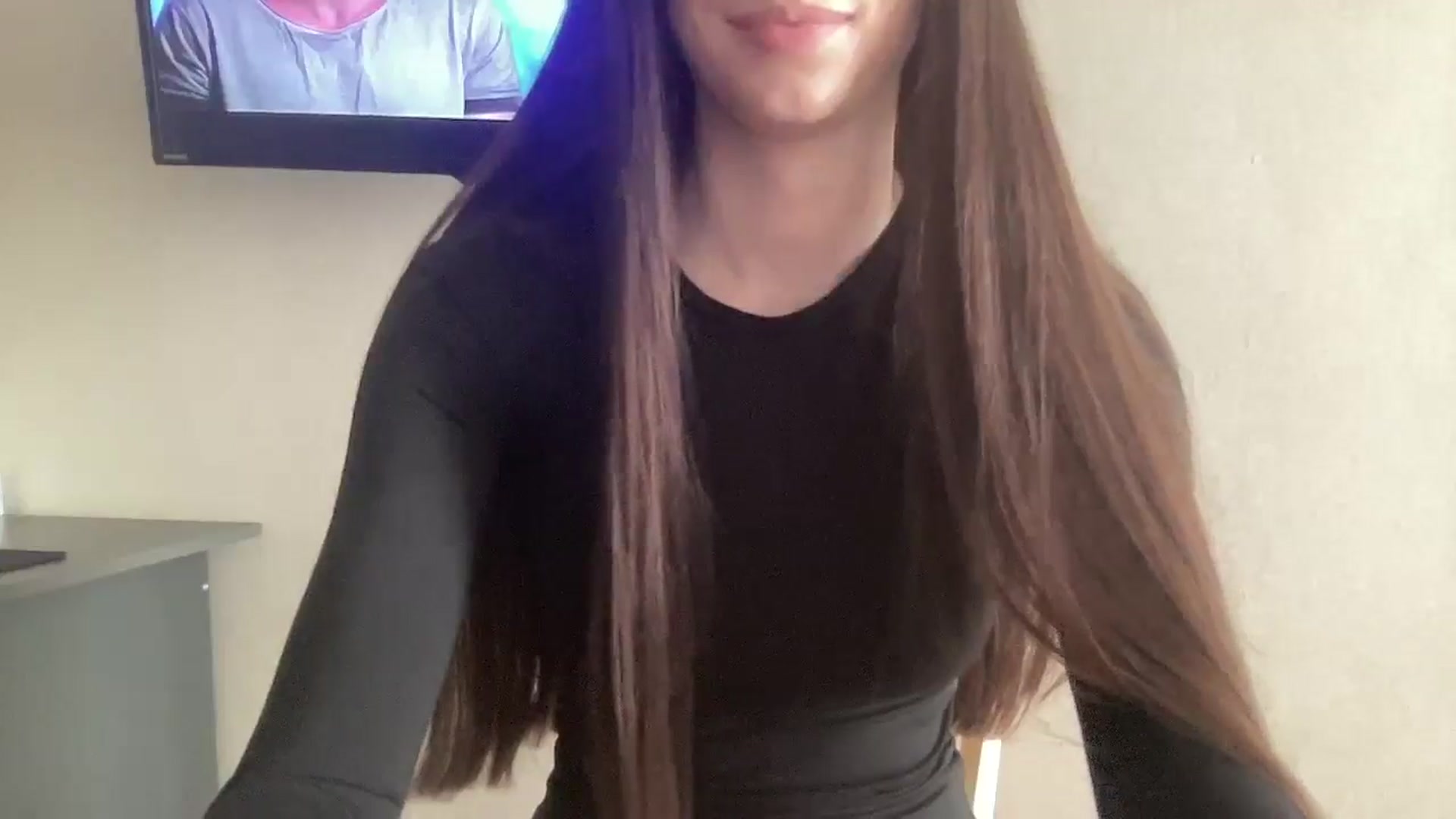 Gallery image thumbnail from SonyaBlu's myfreecams stream on, 04/20/2025, 09:40 image 14 of 20
