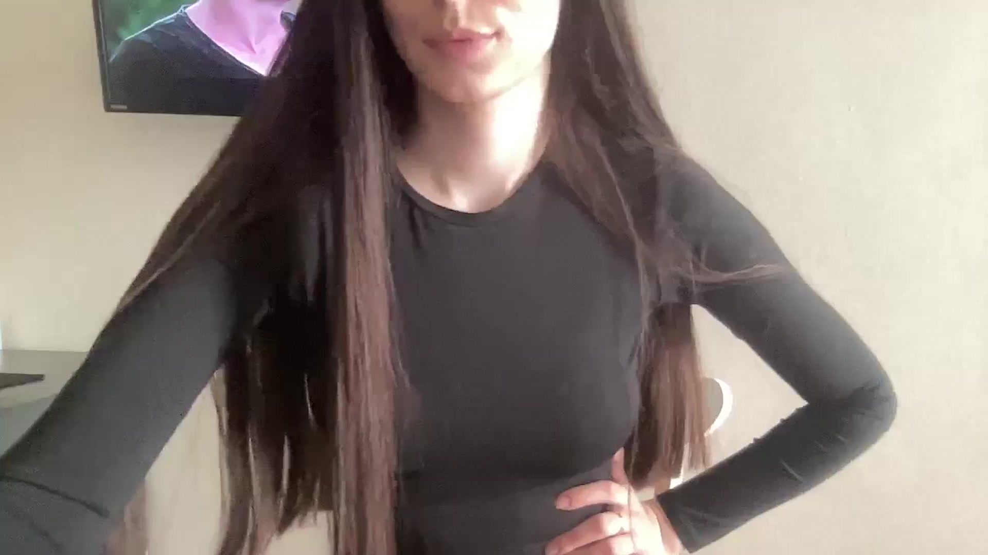 Gallery image thumbnail from SonyaBlu's myfreecams stream on, 04/20/2025, 09:40 image 20 of 20