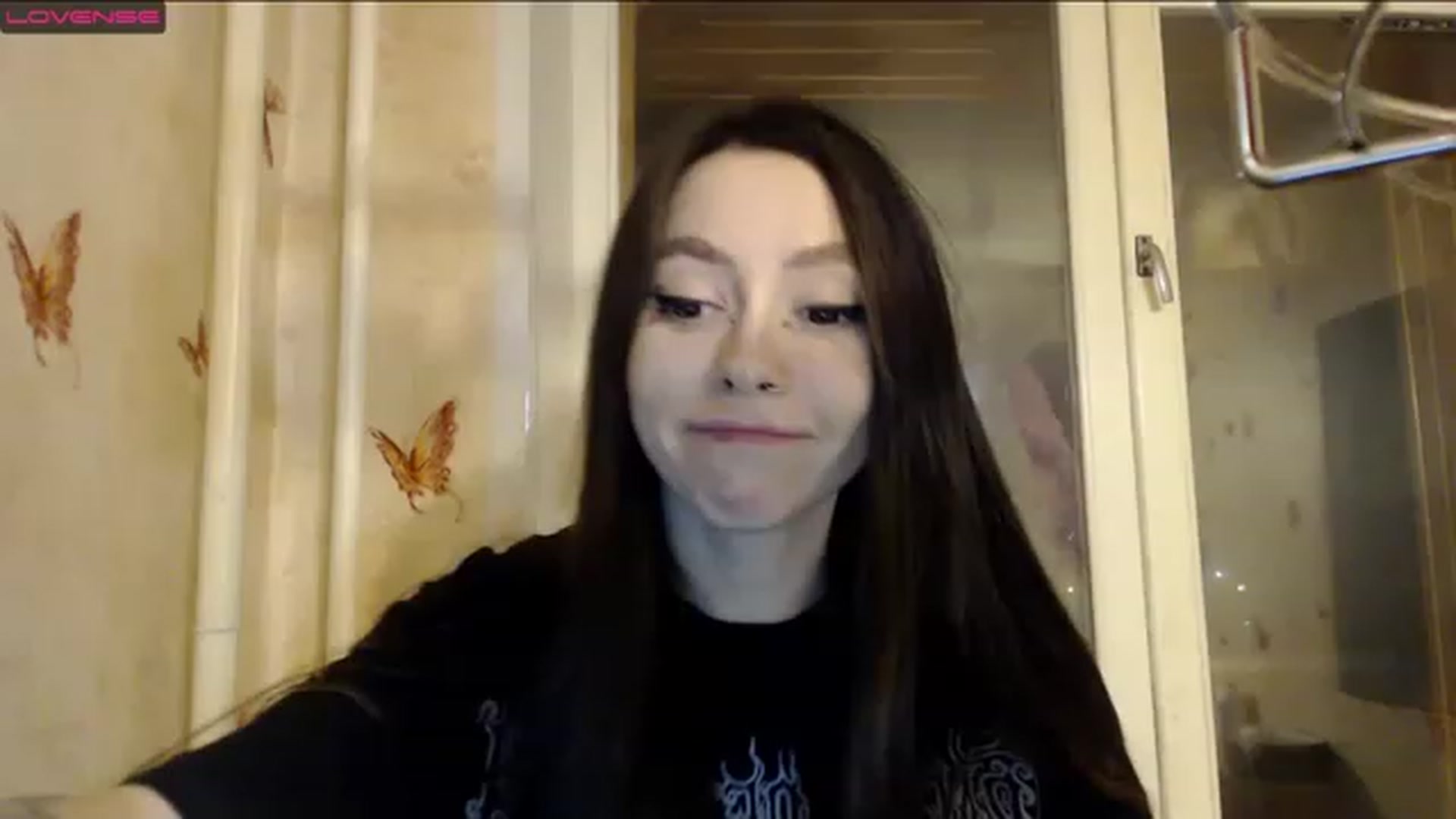 Gallery image thumbnail from SonyaKotik's myfreecams stream on, 12/11/2022, 20:17 image 1 of 20