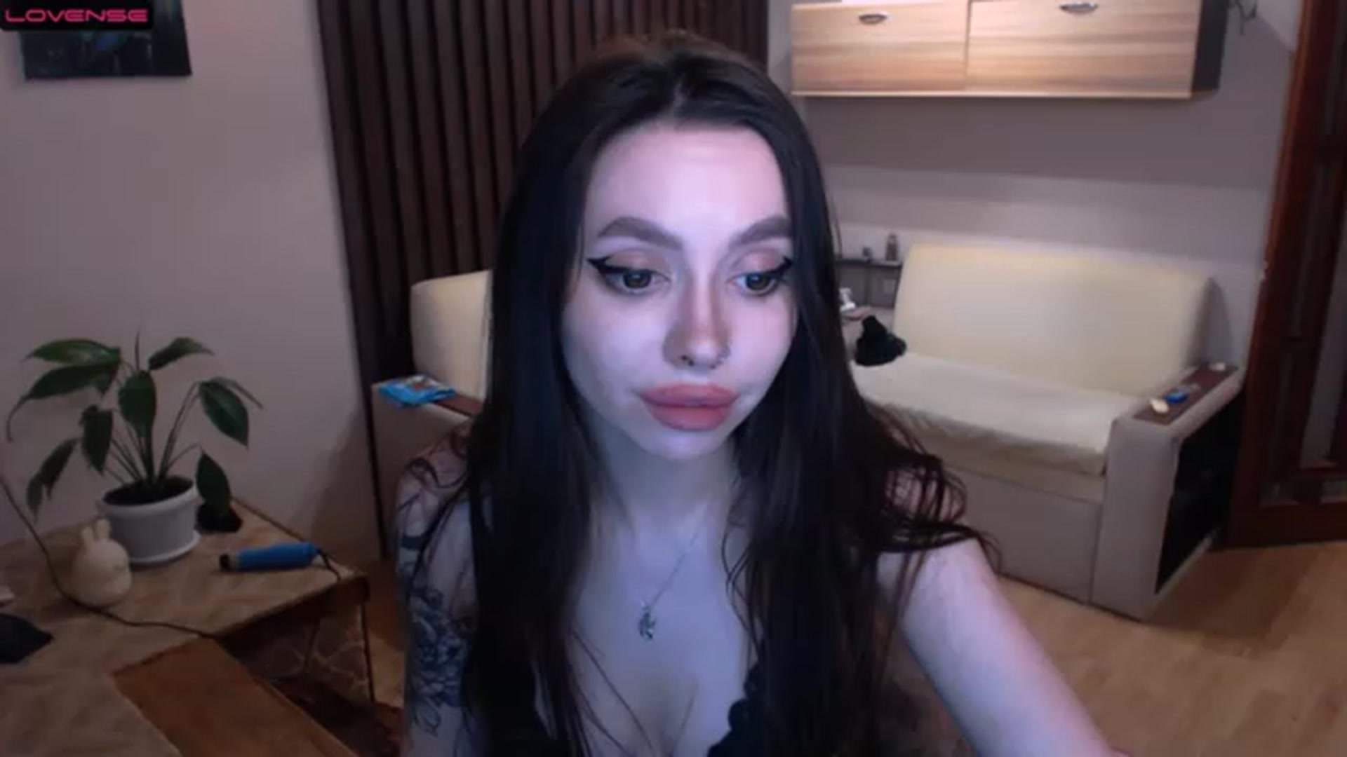Gallery image thumbnail from SonyaKotik's myfreecams stream on, 01/07/2023, 17:51 image 5 of 20