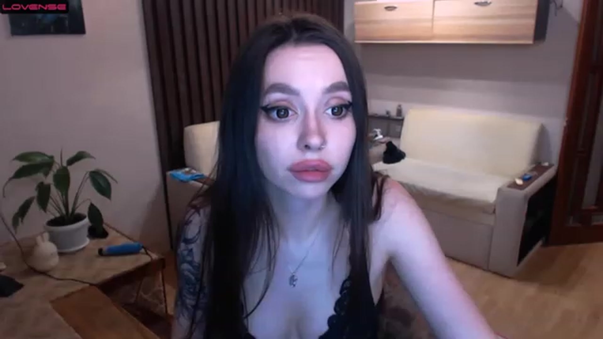 Gallery image thumbnail from SonyaKotik's myfreecams stream on, 01/07/2023, 17:51 image 3 of 20