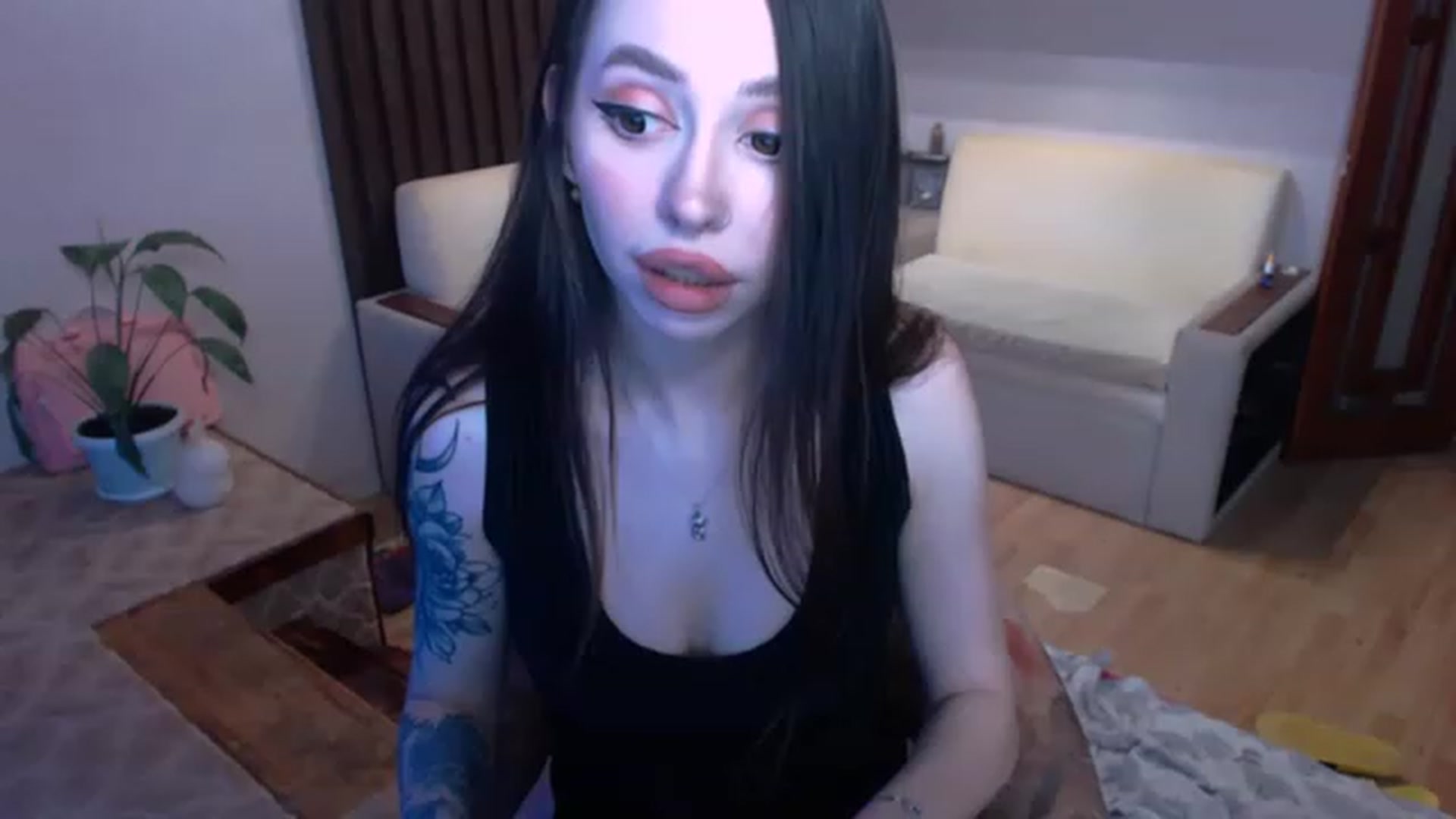 Gallery image thumbnail from SonyaKotik's myfreecams stream on, 01/19/2023, 17:08 image 14 of 20