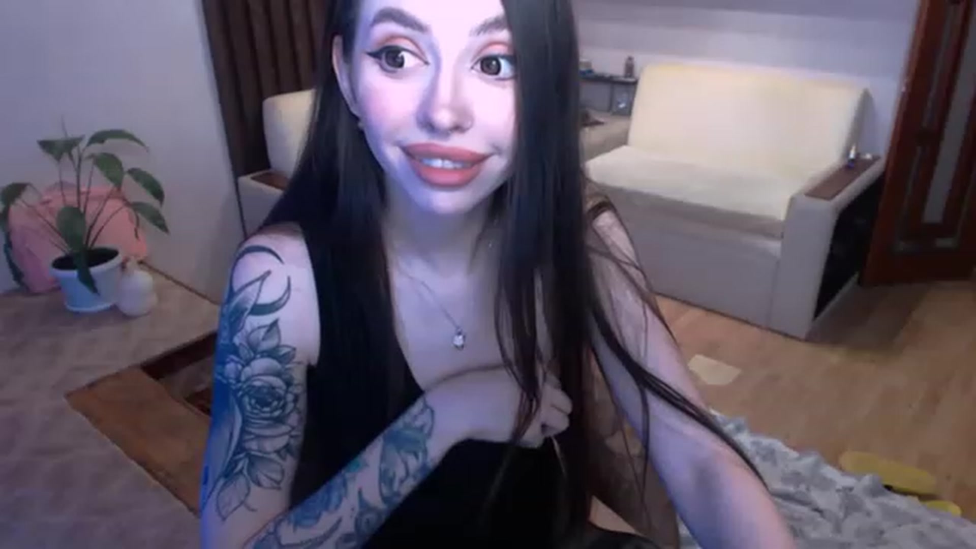 Gallery image thumbnail from SonyaKotik's myfreecams stream on, 01/19/2023, 17:08 image 8 of 20