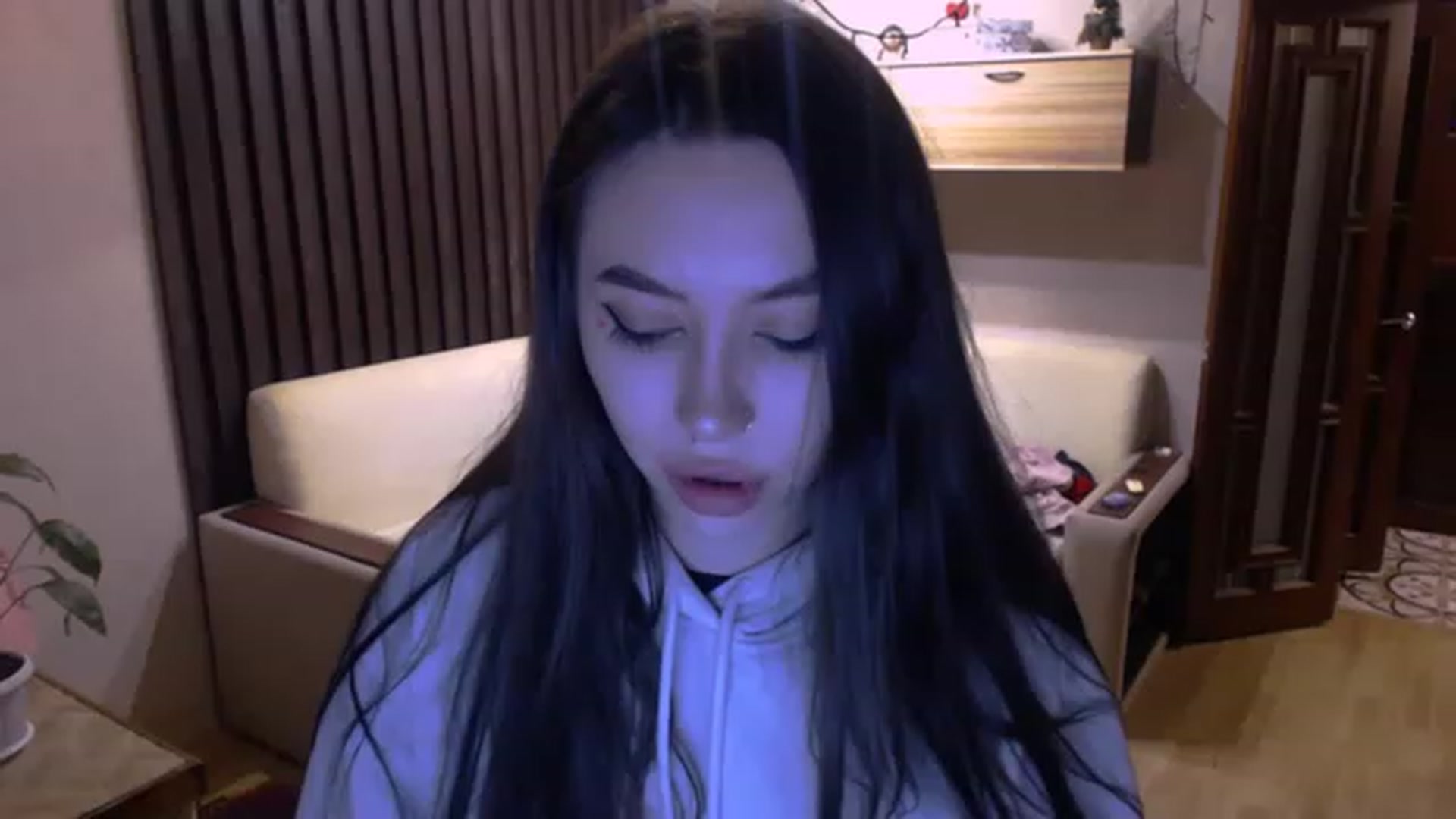 Gallery image thumbnail from SonyaKotik's myfreecams stream on, 01/25/2023, 18:31 image 1 of 20
