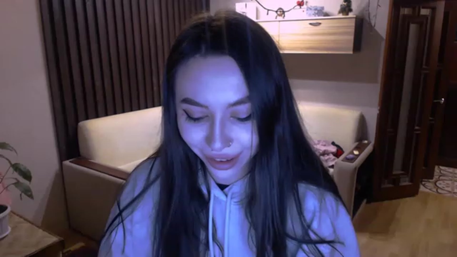 Gallery image thumbnail from SonyaKotik's myfreecams stream on, 01/25/2023, 18:31 image 2 of 20