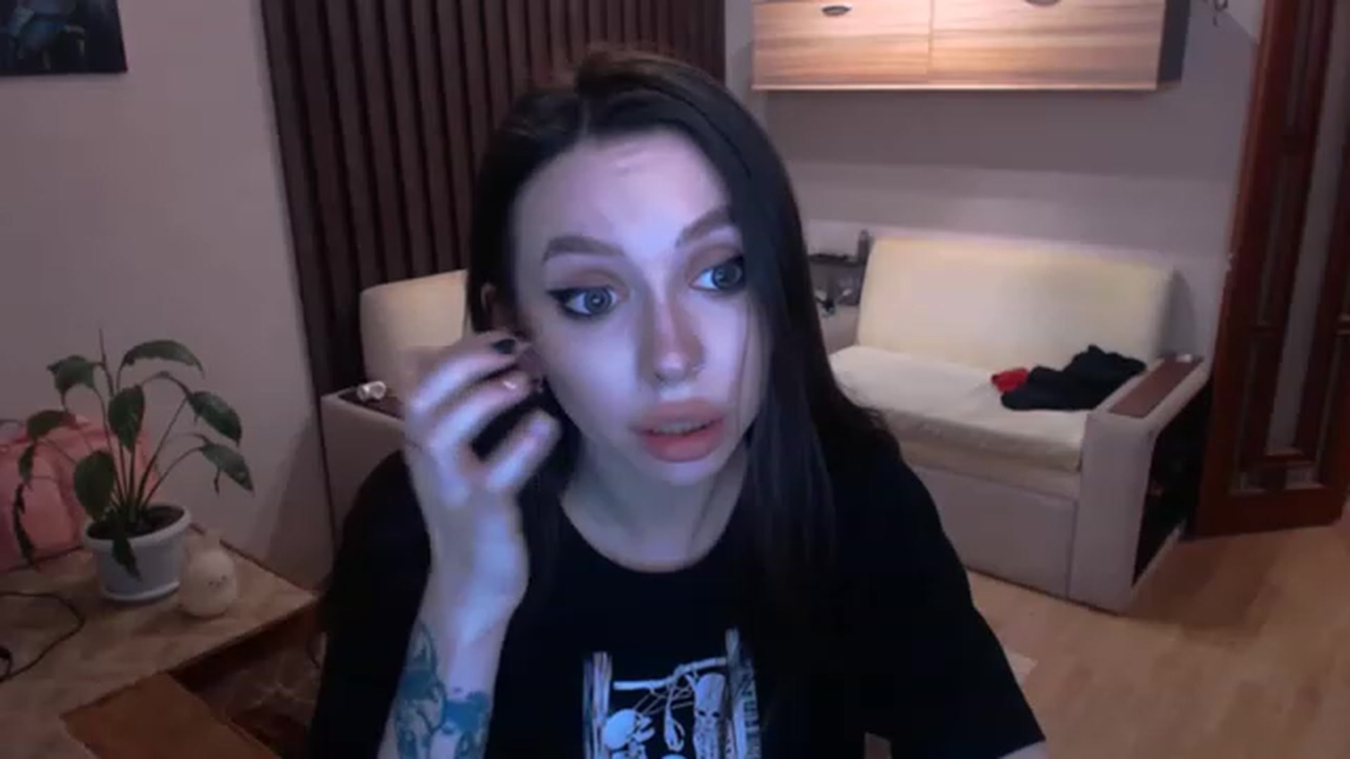 Gallery image thumbnail from SonyaKotik's myfreecams stream on, 01/30/2023, 18:10 image 20 of 20