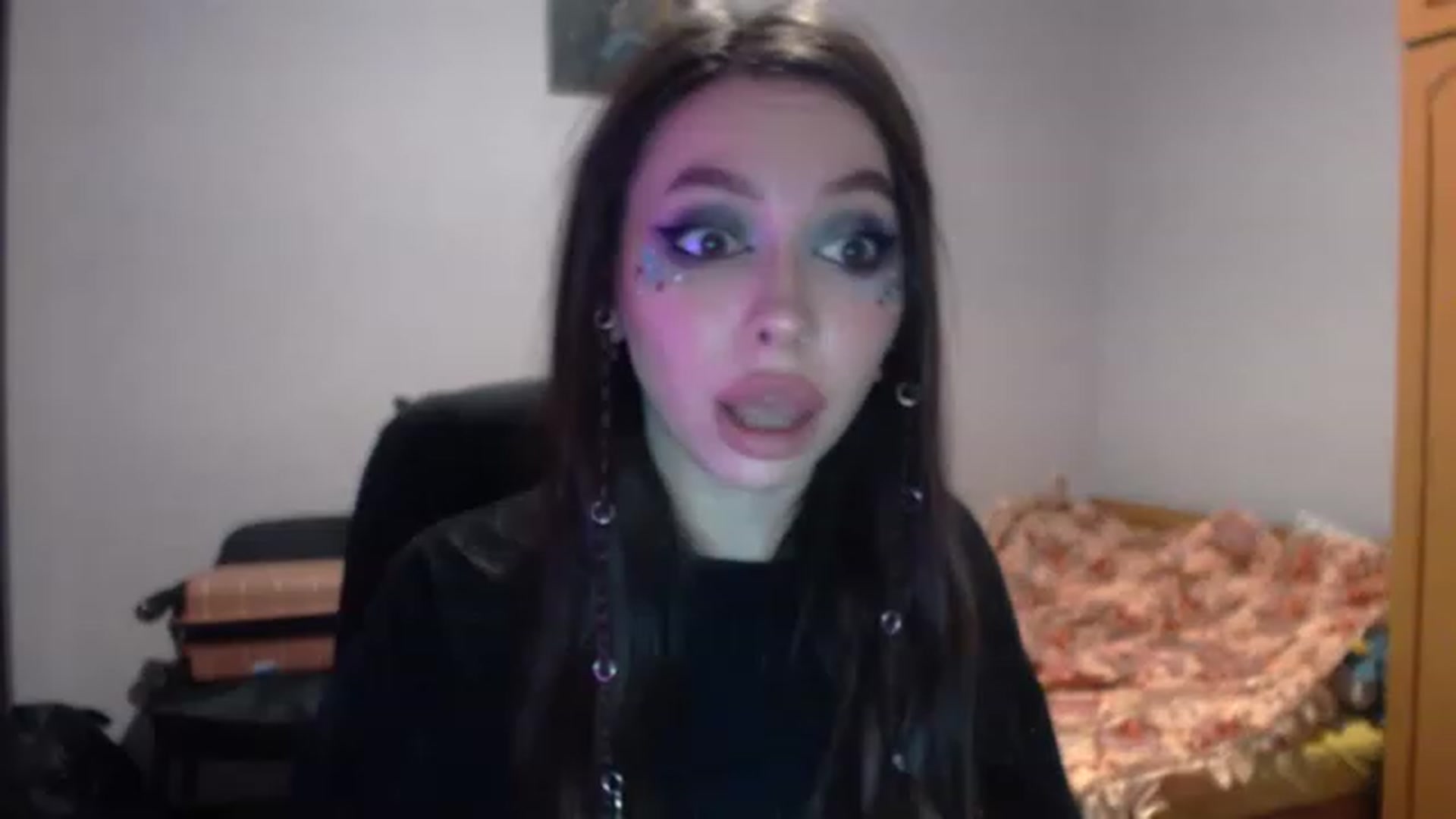 Gallery image thumbnail from SonyaKotik's myfreecams stream on, 02/04/2023, 17:50 image 1 of 20