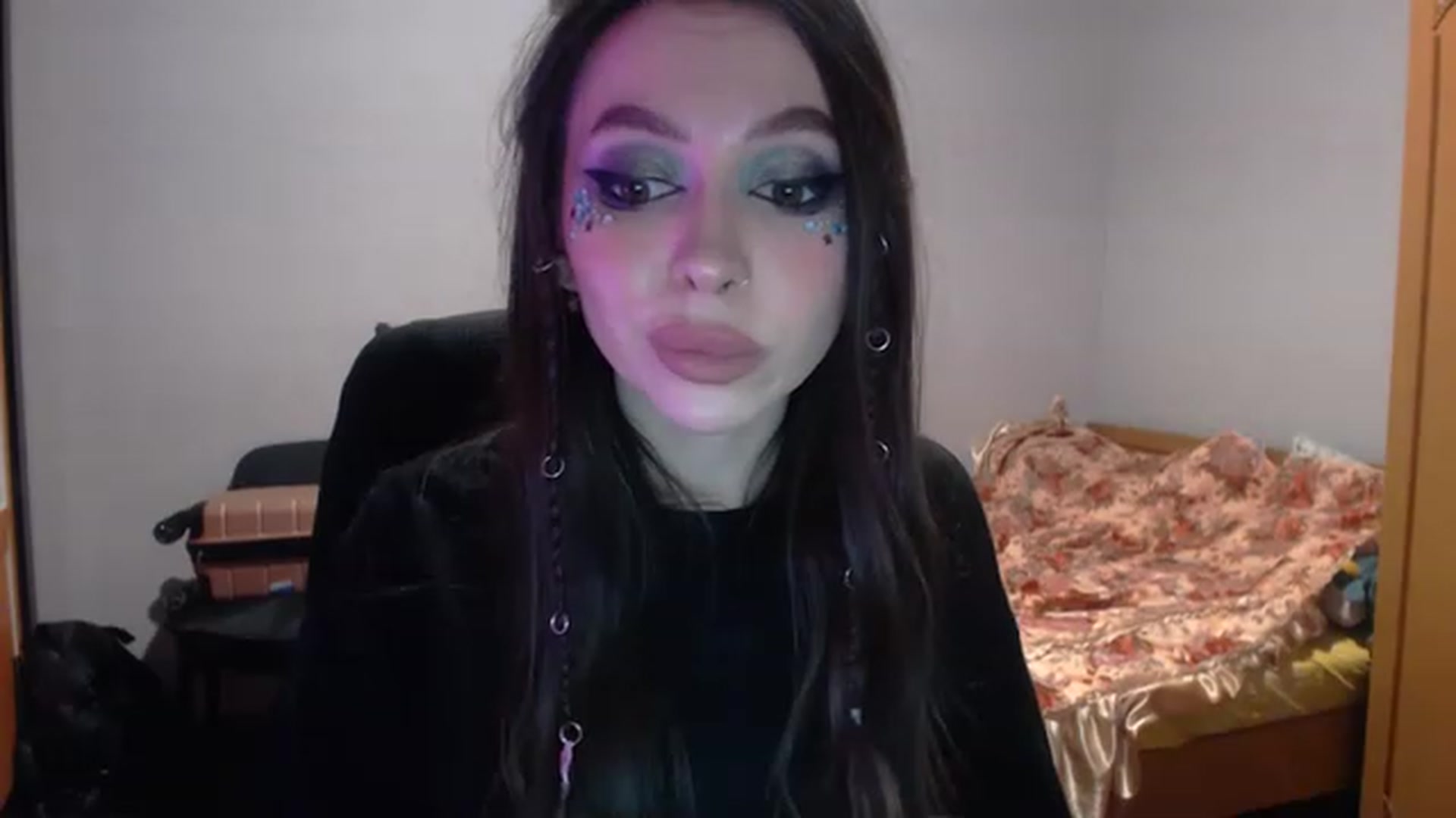 Gallery image thumbnail from SonyaKotik's myfreecams stream on, 02/04/2023, 17:50 image 6 of 20