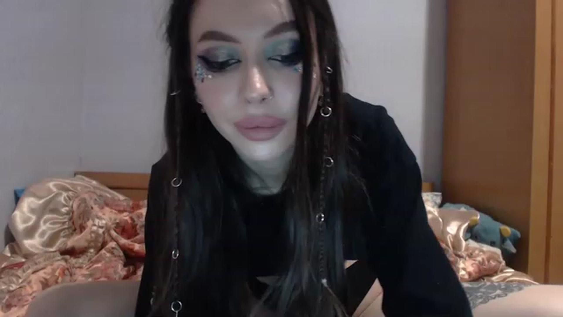 Gallery image thumbnail from SonyaKotik's myfreecams stream on, 02/04/2023, 17:50 image 11 of 20