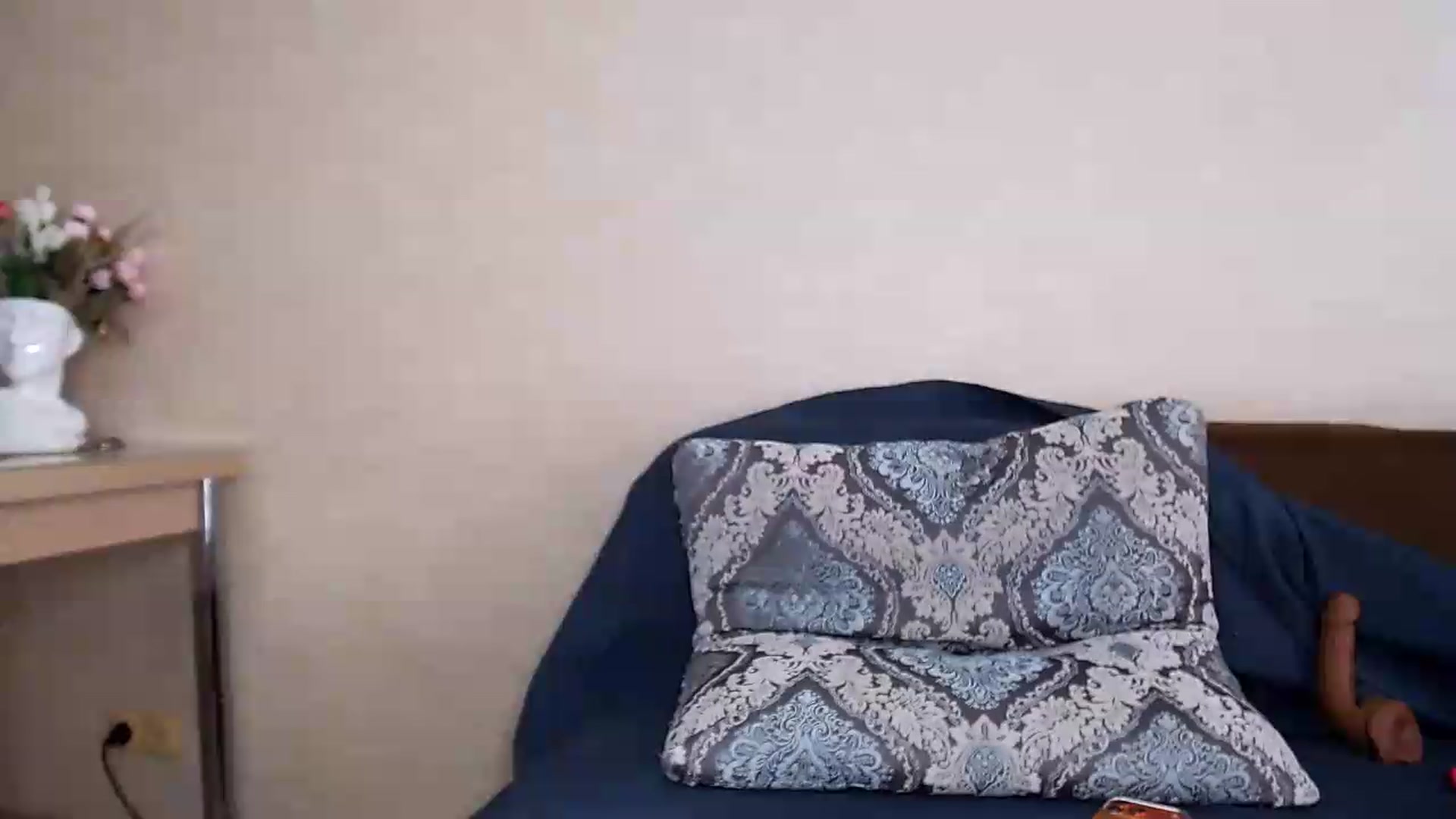 Gallery image thumbnail from SonyaLyn's myfreecams stream on, 05/28/2026, 10:20 image 7 of 20