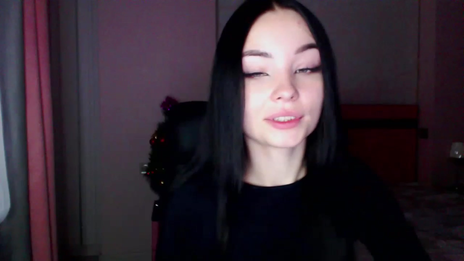 Gallery image thumbnail from SonyaOlsen's myfreecams stream on, 12/27/2022, 12:53 image 10 of 20