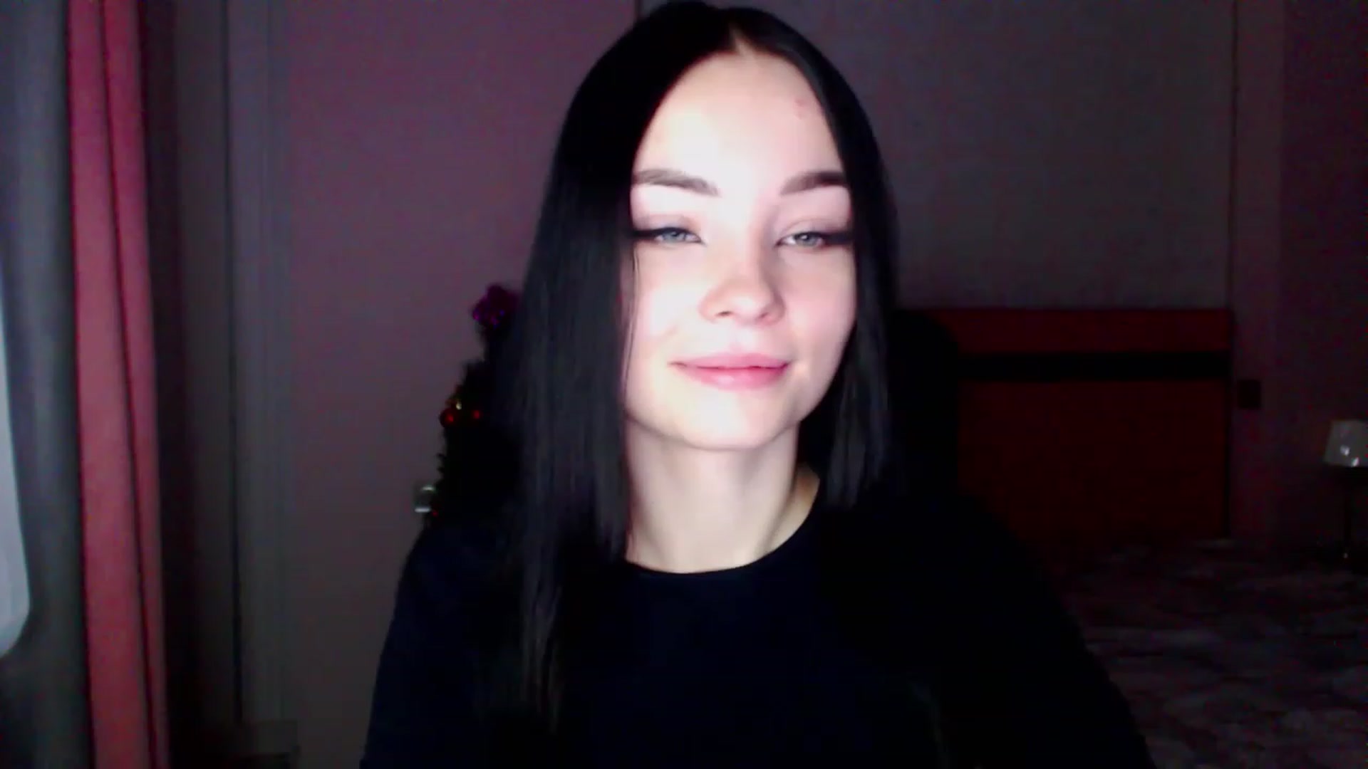 Gallery image thumbnail from SonyaOlsen's myfreecams stream on, 12/27/2022, 12:53 image 12 of 20