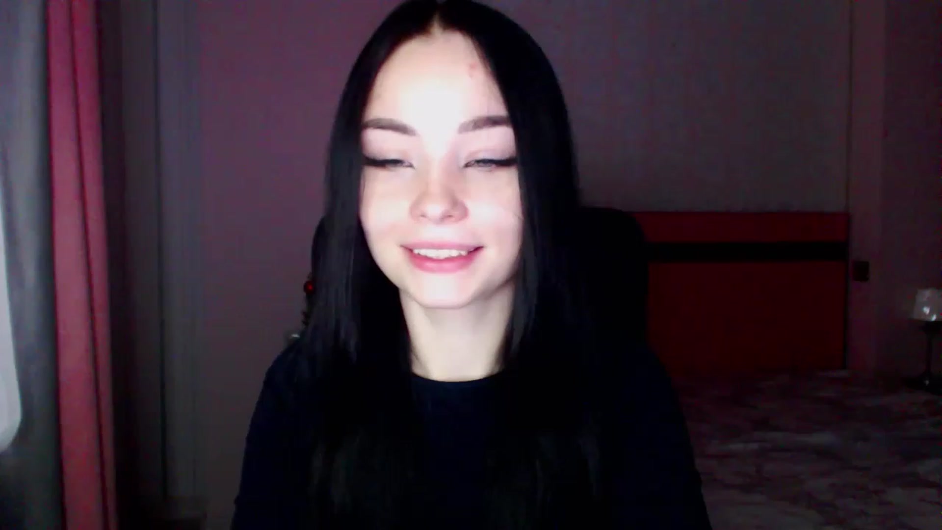 Gallery image thumbnail from SonyaOlsen's myfreecams stream on, 12/27/2022, 12:53 image 4 of 20