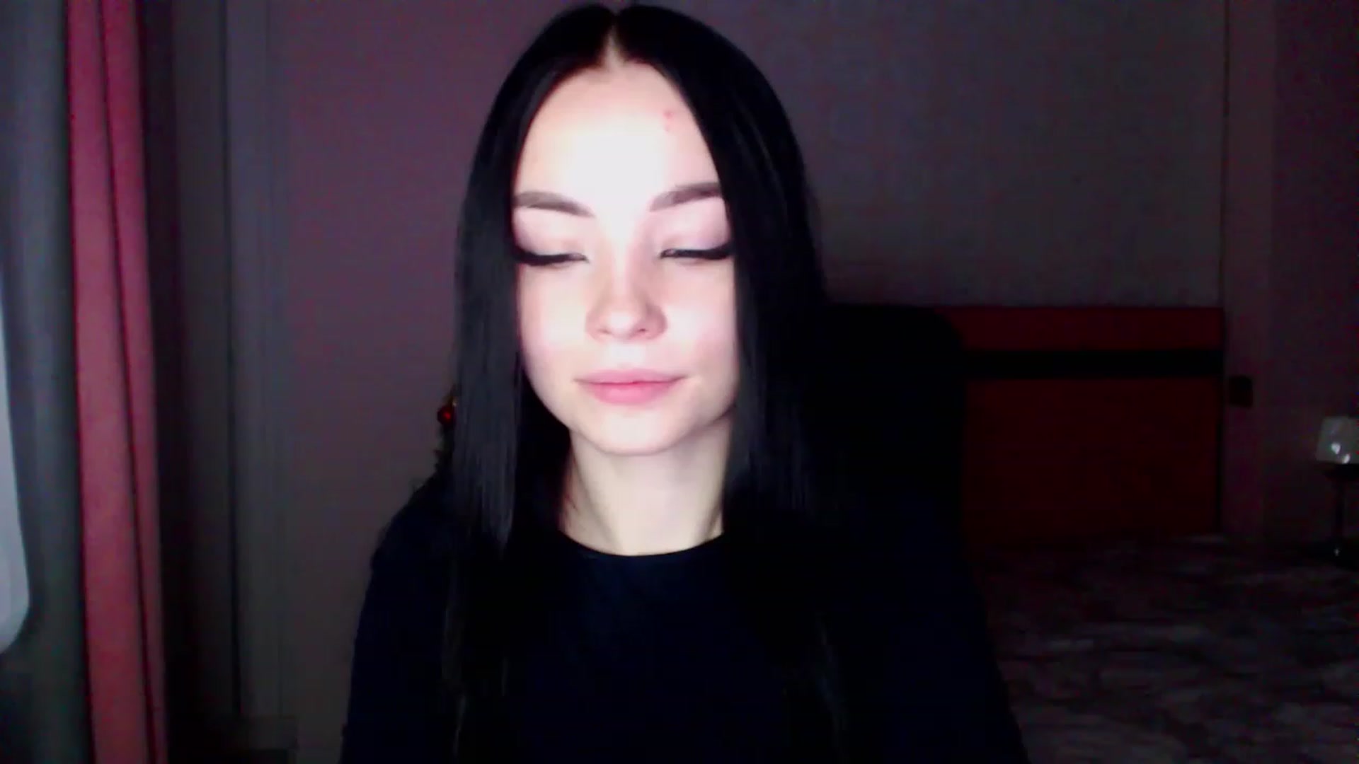 Gallery image thumbnail from SonyaOlsen's myfreecams stream on, 12/27/2022, 12:53 image 16 of 20