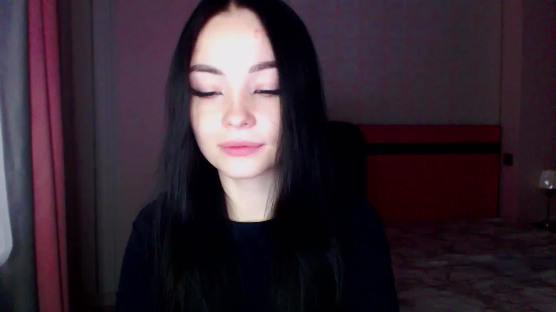 Gallery image thumbnail from SonyaOlsen's myfreecams stream on, 12/27/2022, 12:53 image 1 of 20