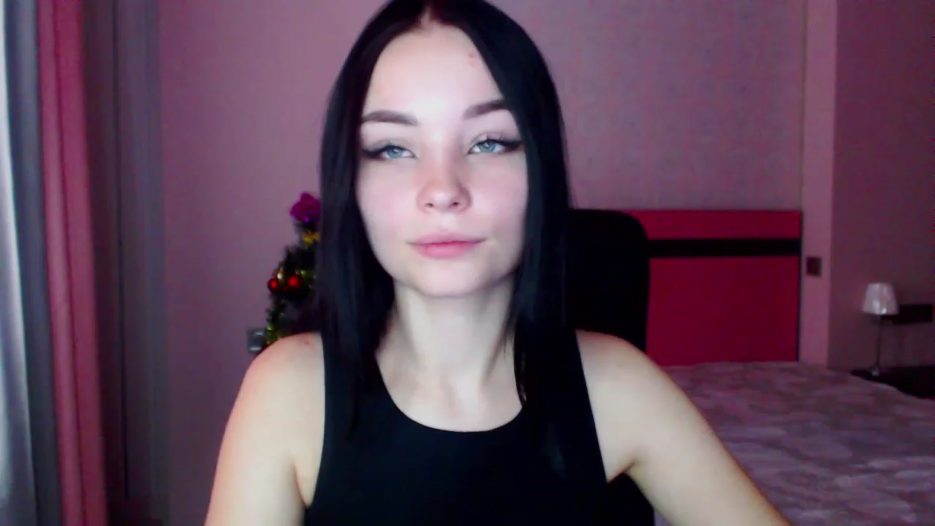 Gallery image thumbnail from SonyaOlsen's myfreecams stream on, 12/28/2022, 08:10 image 20 of 20