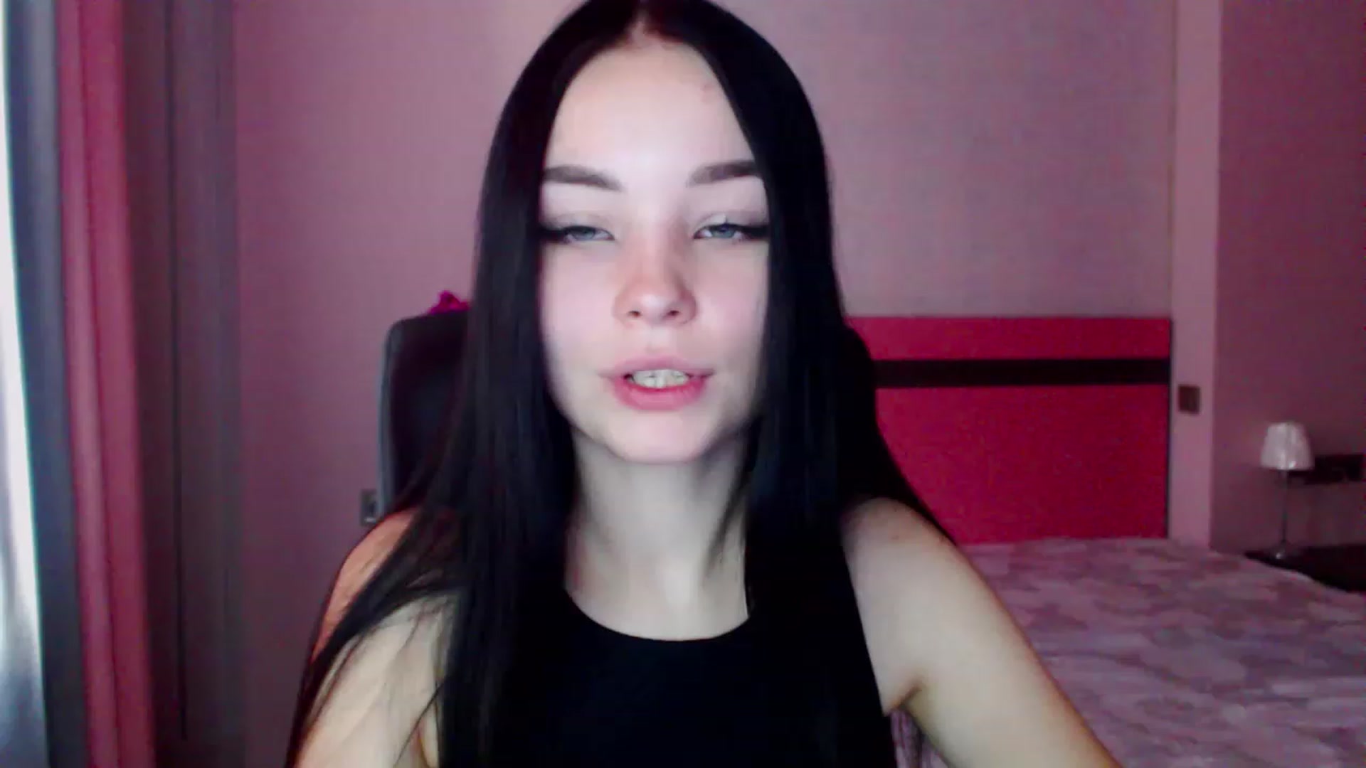 Gallery image thumbnail from SonyaOlsen's myfreecams stream on, 12/28/2022, 08:10 image 2 of 20