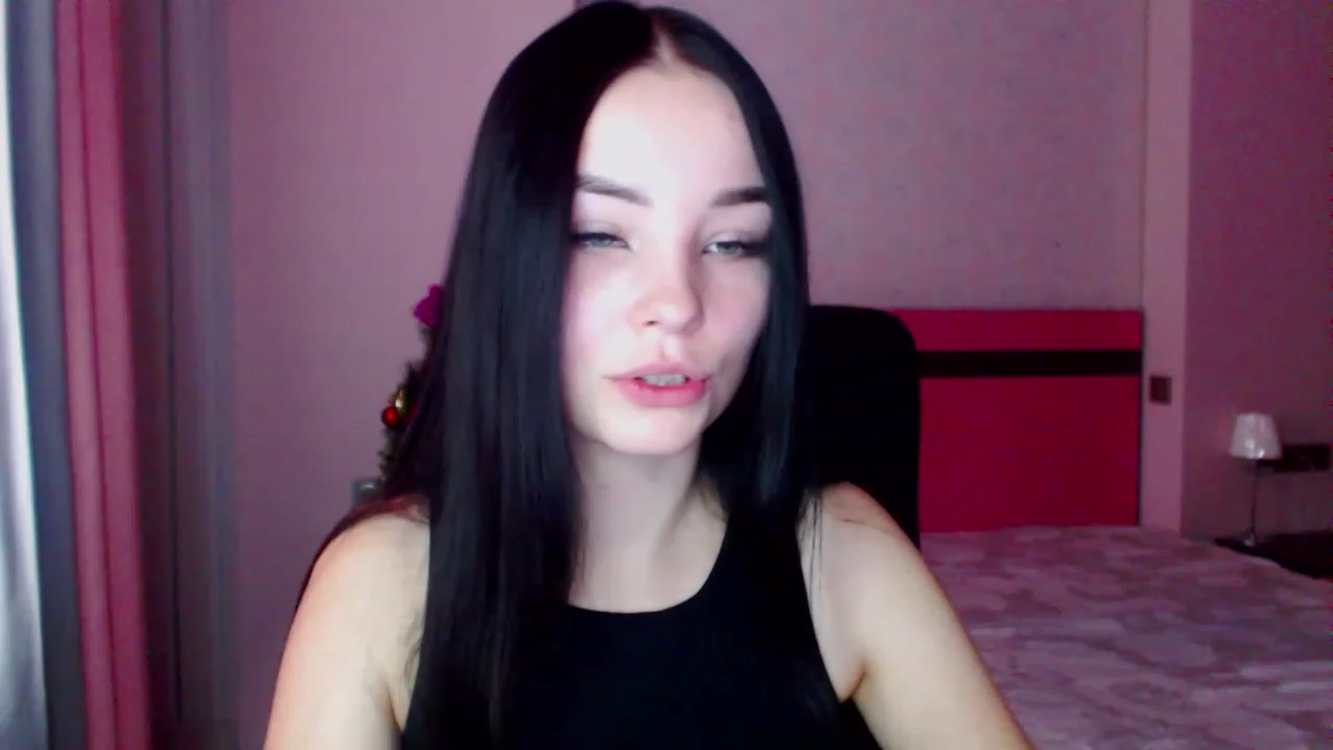 Gallery image thumbnail from SonyaOlsen's myfreecams stream on, 12/28/2022, 08:10 image 7 of 20