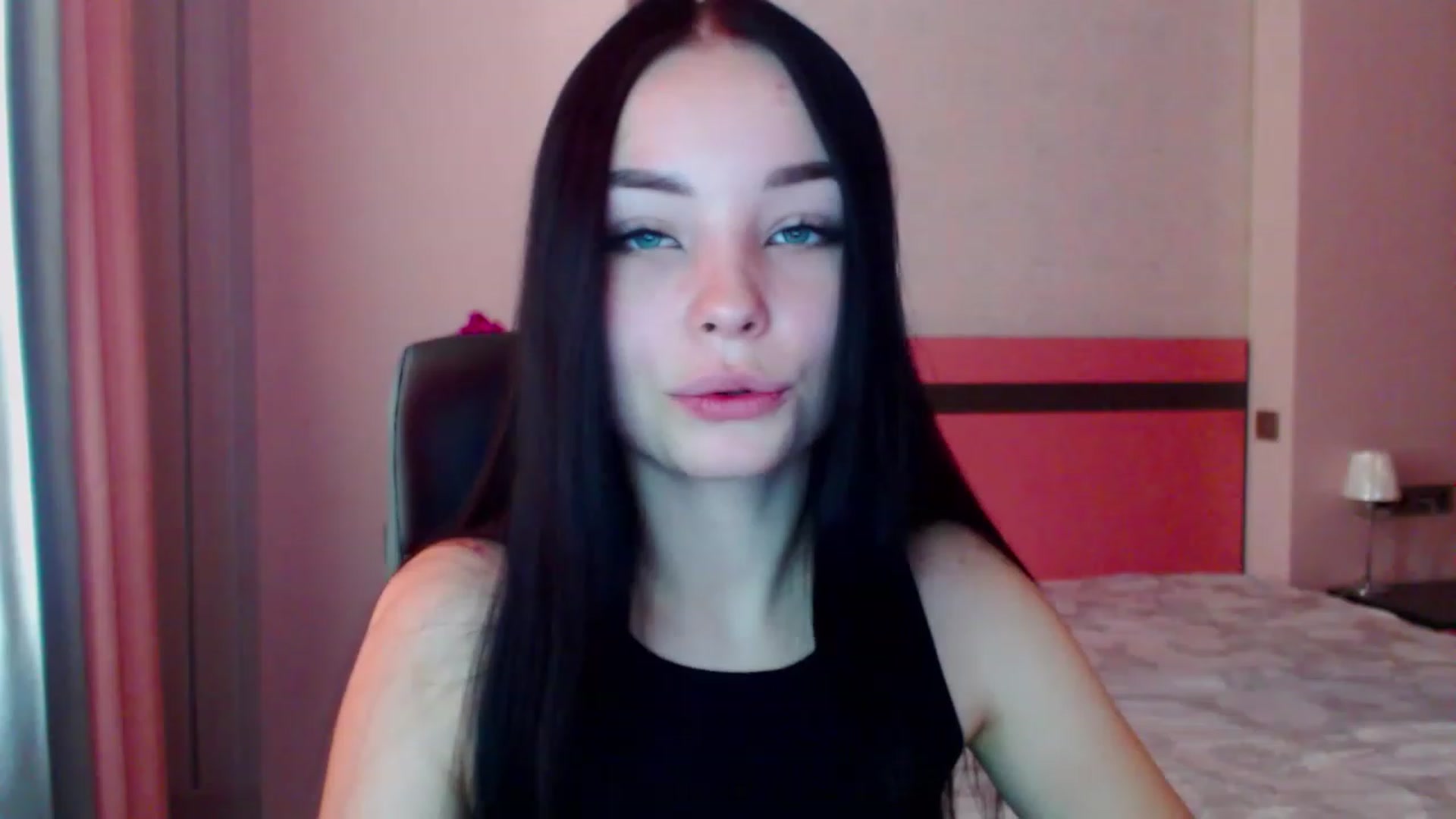 Gallery image thumbnail from SonyaOlsen's myfreecams stream on, 12/28/2022, 08:10 image 4 of 20