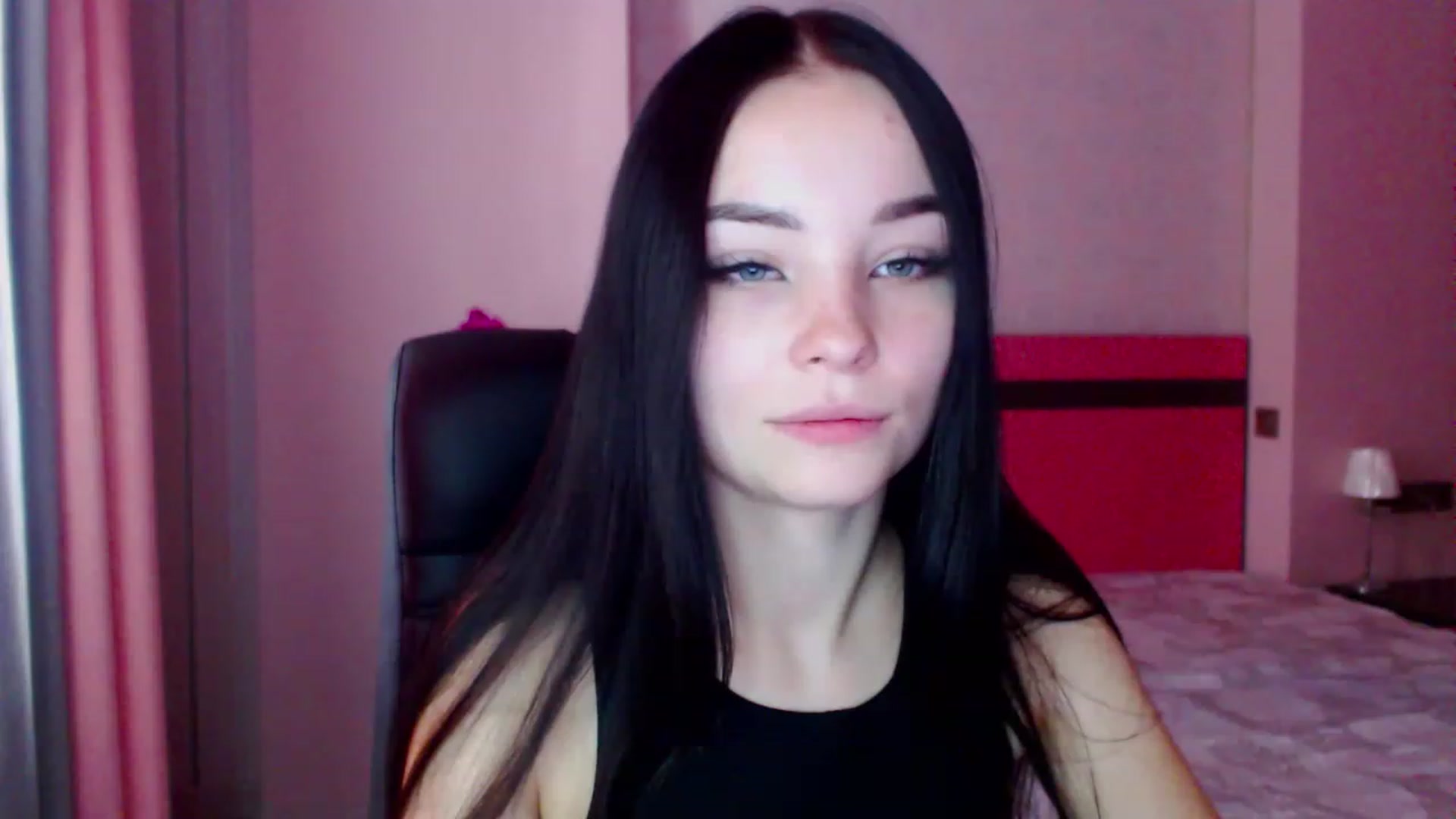 Gallery image thumbnail from SonyaOlsen's myfreecams stream on, 12/28/2022, 09:04 image 1 of 20