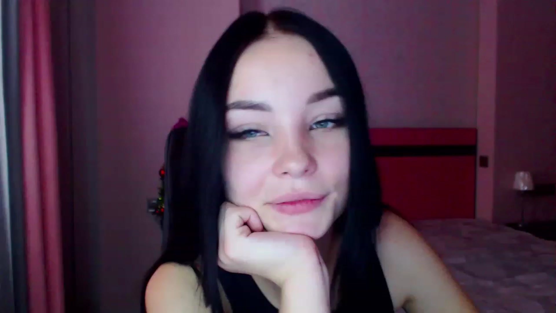 Gallery image thumbnail from SonyaOlsen's myfreecams stream on, 12/28/2022, 09:04 image 20 of 20